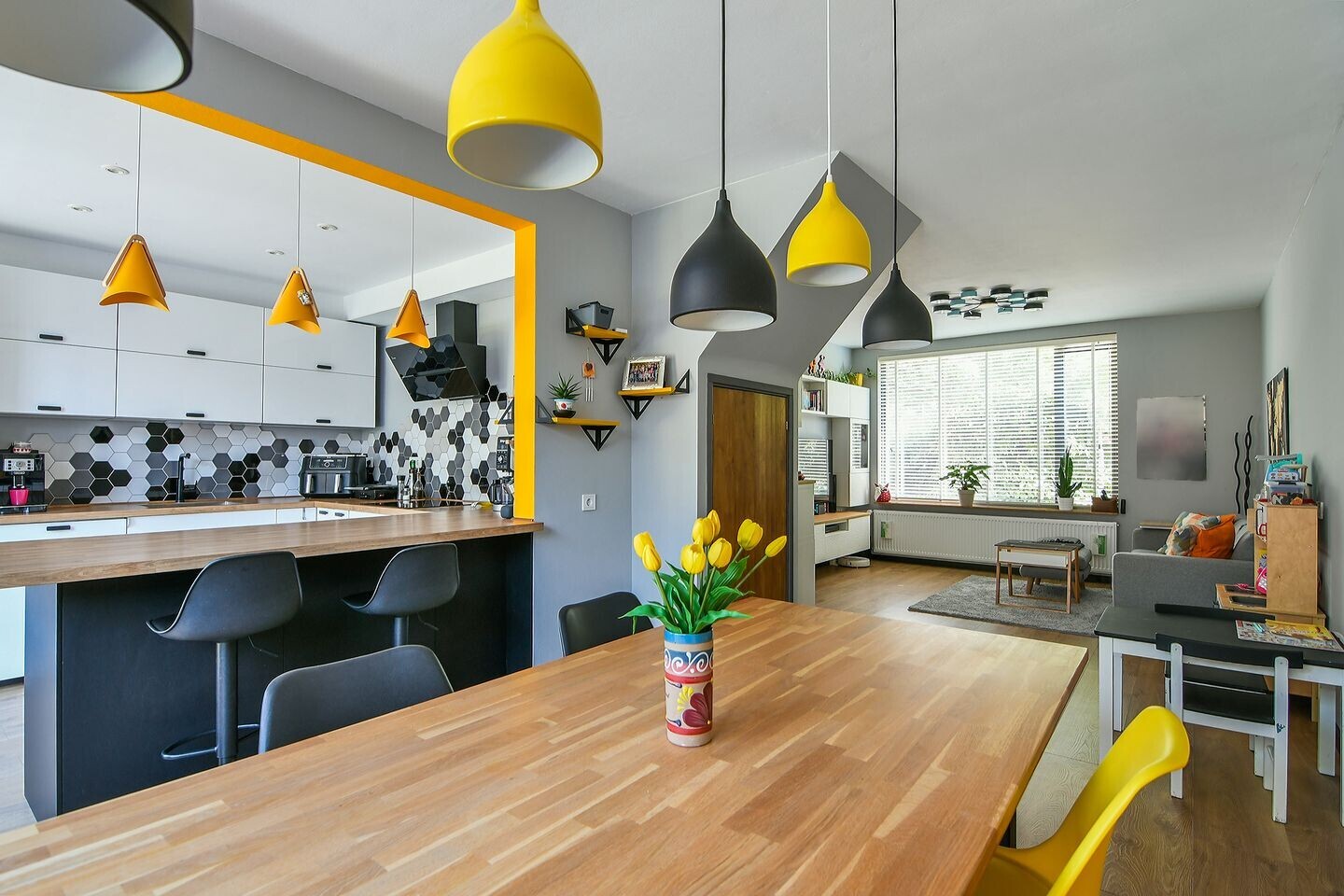 Tussenwoning te koop: Kalorama 125, Hoofddorp
