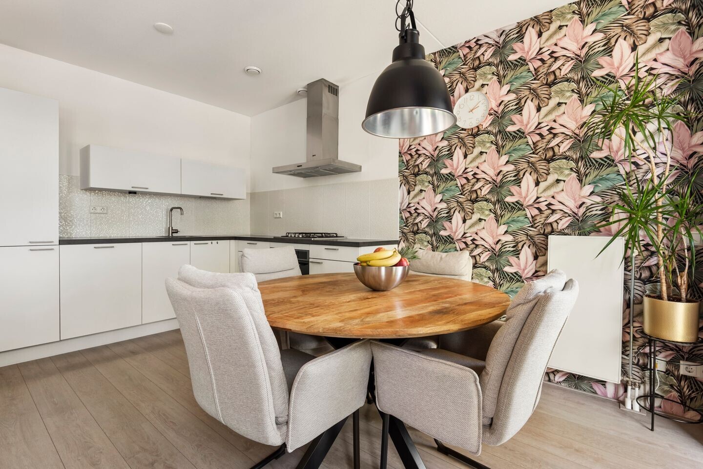Appartement te koop: Van Lijnden van Hemmenstraat 159, Hoofddorp