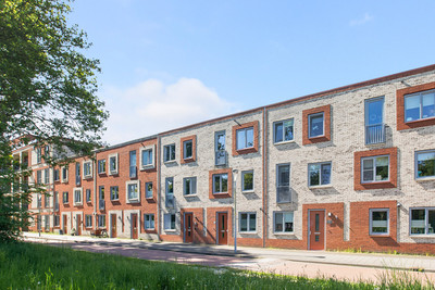 Van Lijnden. 33