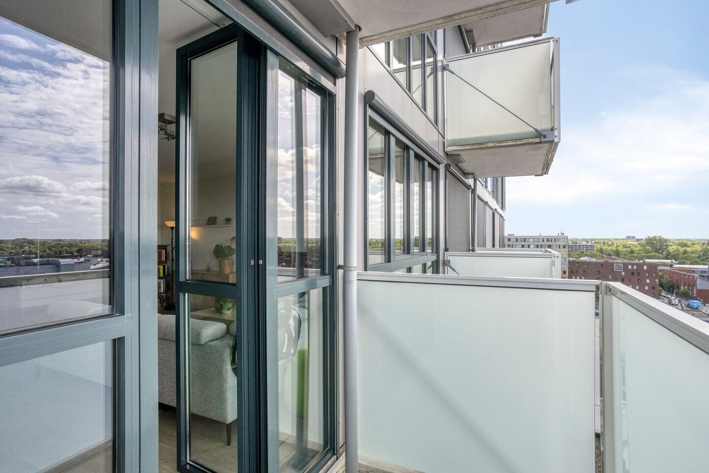 Appartement te koop: Raadhuisplein 120, Hoofddorp