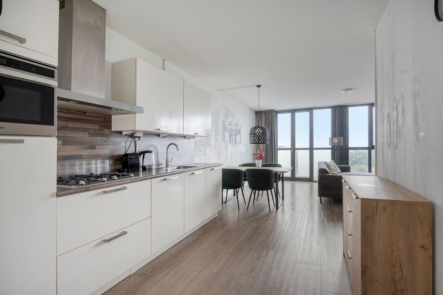 Appartement te koop: Raadhuisplein 216, Hoofddorp