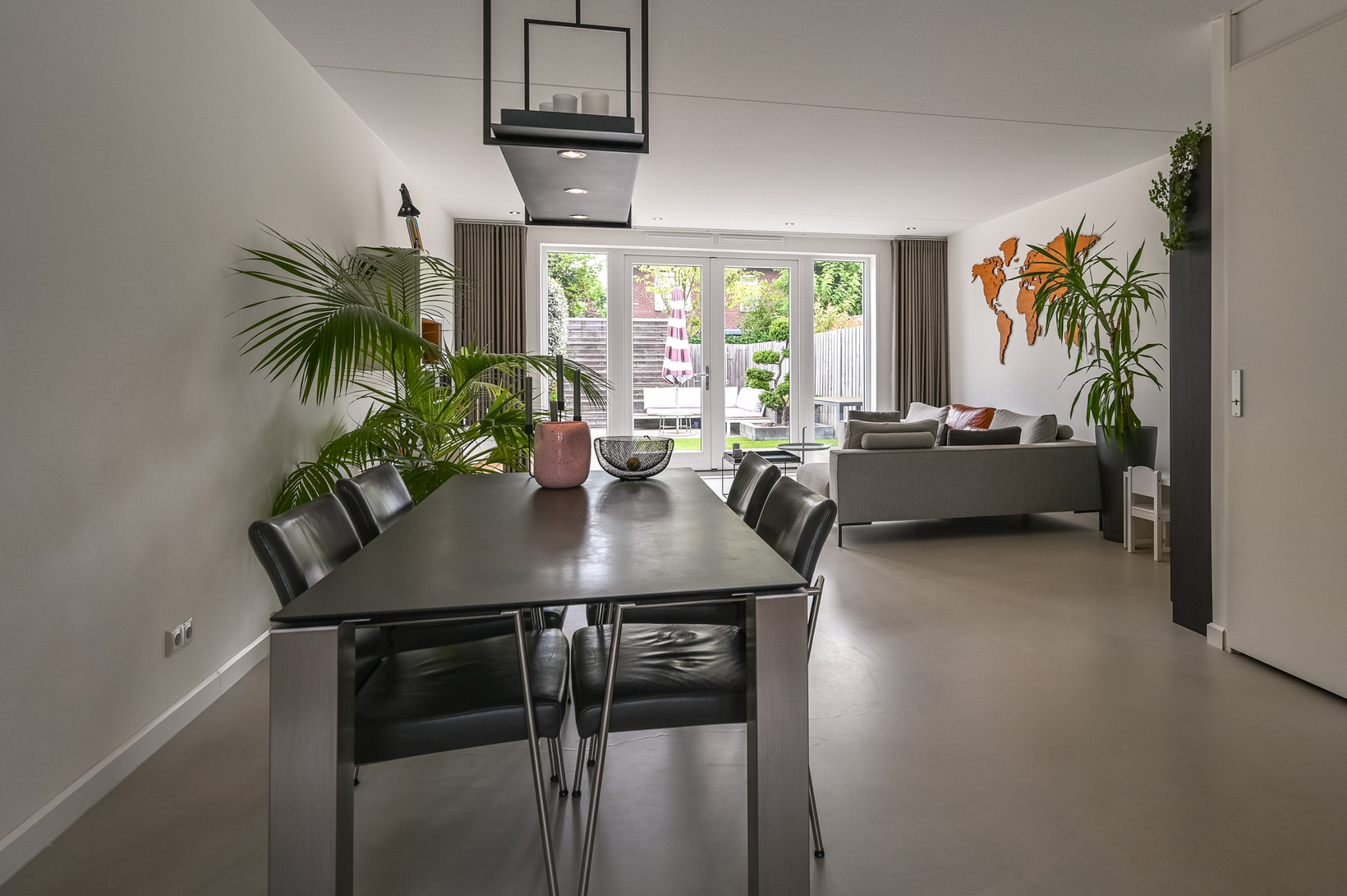 Tussenwoning te koop: IJweg 1167D, Hoofddorp