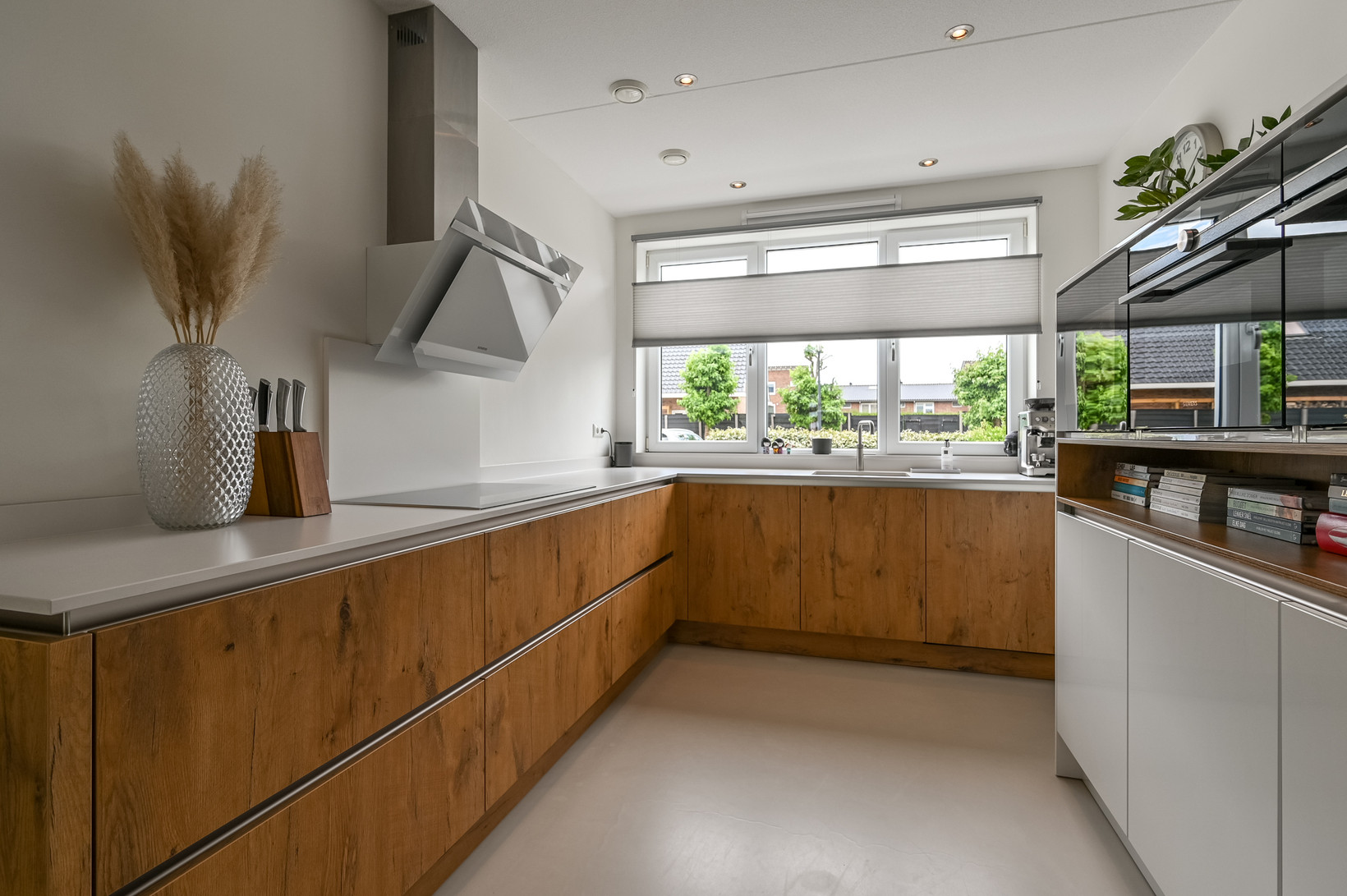 Tussenwoning te koop: IJweg 1167D, Hoofddorp
