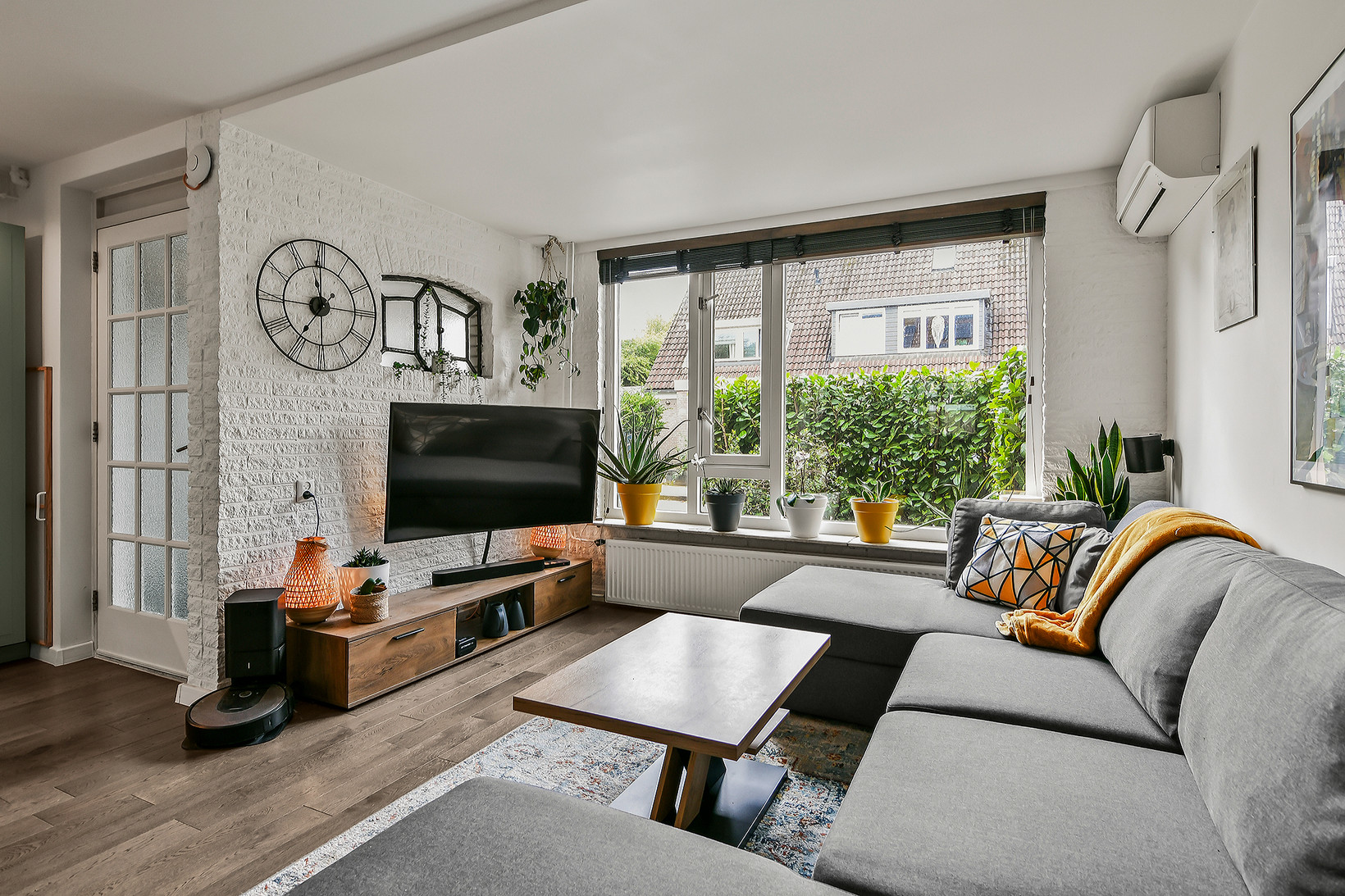 Tussenwoning te koop: Zandbos 139, Hoofddorp