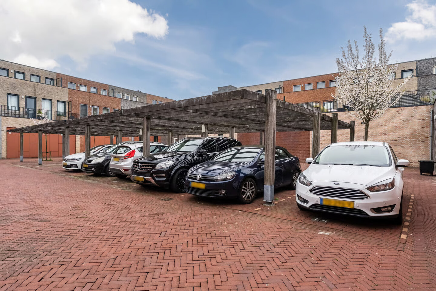 Appartement te koop: Drongelenplein 20, Hoofddorp