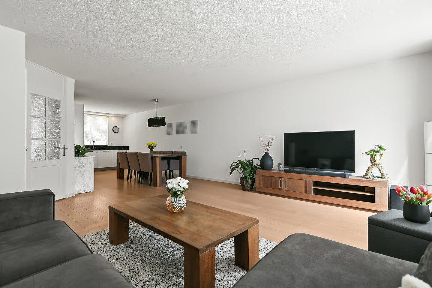 Tussenwoning te koop: Willemsbos 27, Hoofddorp