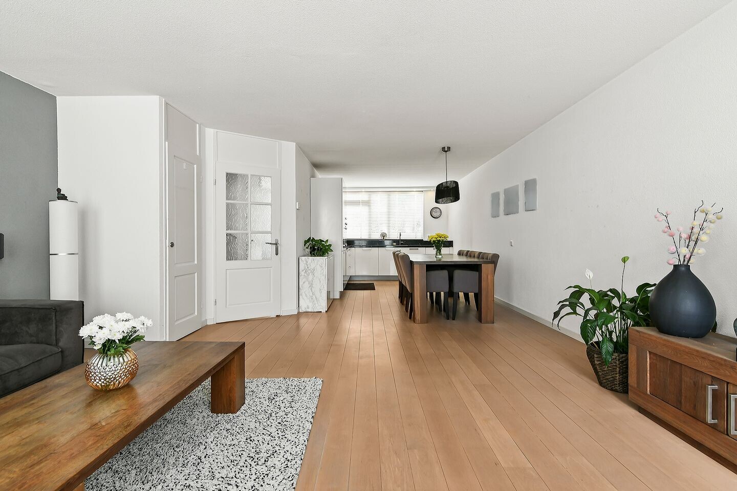 Tussenwoning te koop: Willemsbos 27, Hoofddorp