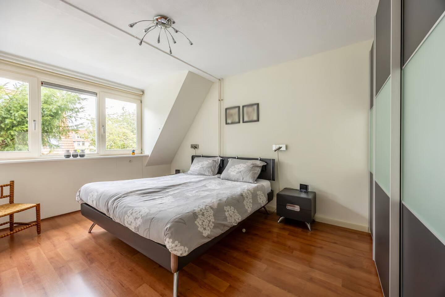 Tussenwoning te koop: Willemsbos 39, Hoofddorp