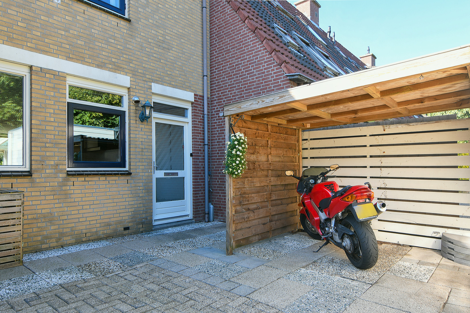Tussenwoning te koop: Zalkerbos 35, Hoofddorp
