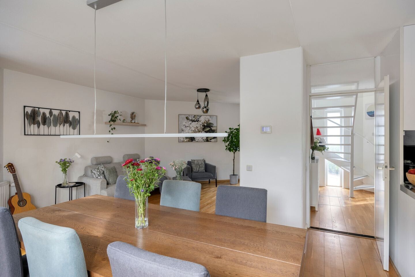 Tussenwoning te koop: Klaterbos 142, Hoofddorp