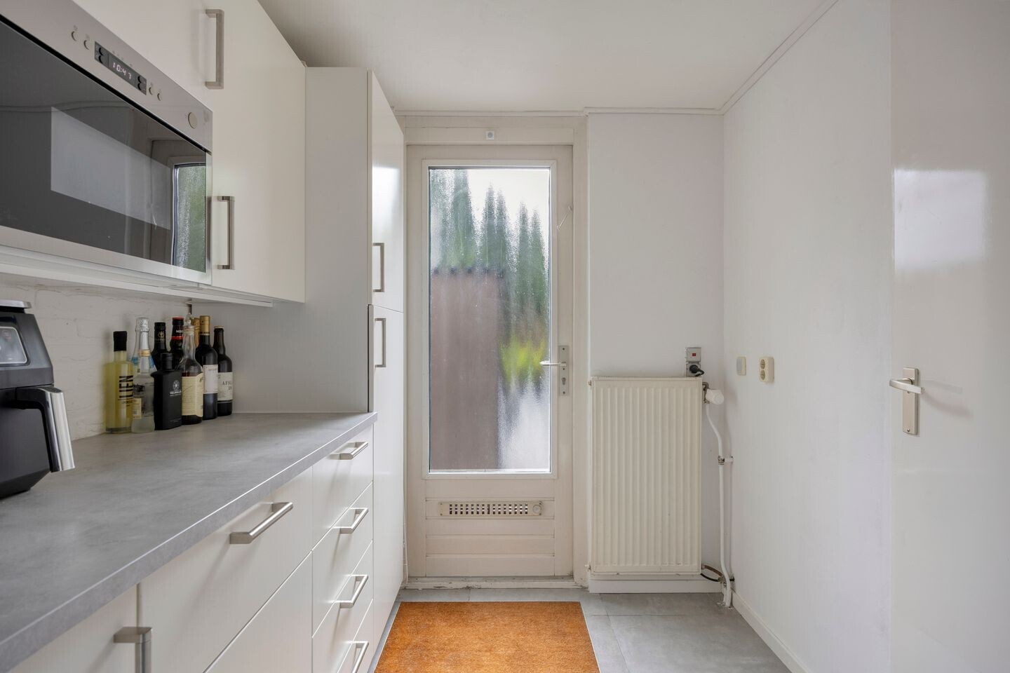 Tussenwoning te koop: Klaterbos 142, Hoofddorp