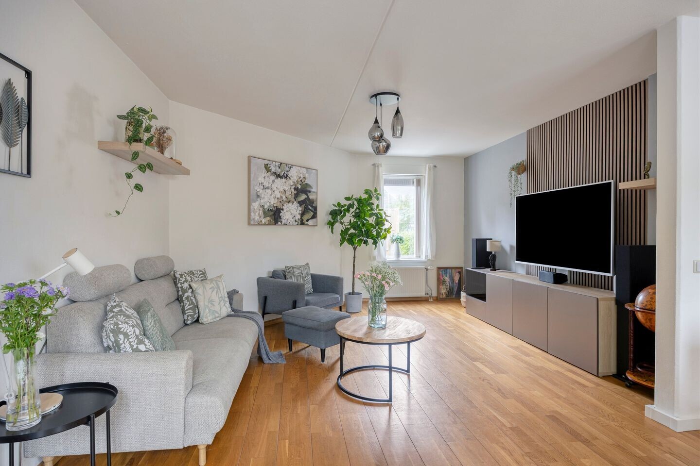 Tussenwoning te koop: Klaterbos 142, Hoofddorp