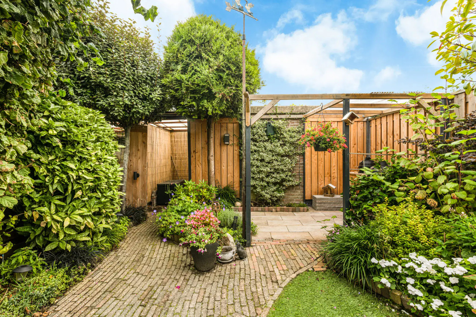 Tussenwoning te koop: Stuttebos 3, Hoofddorp