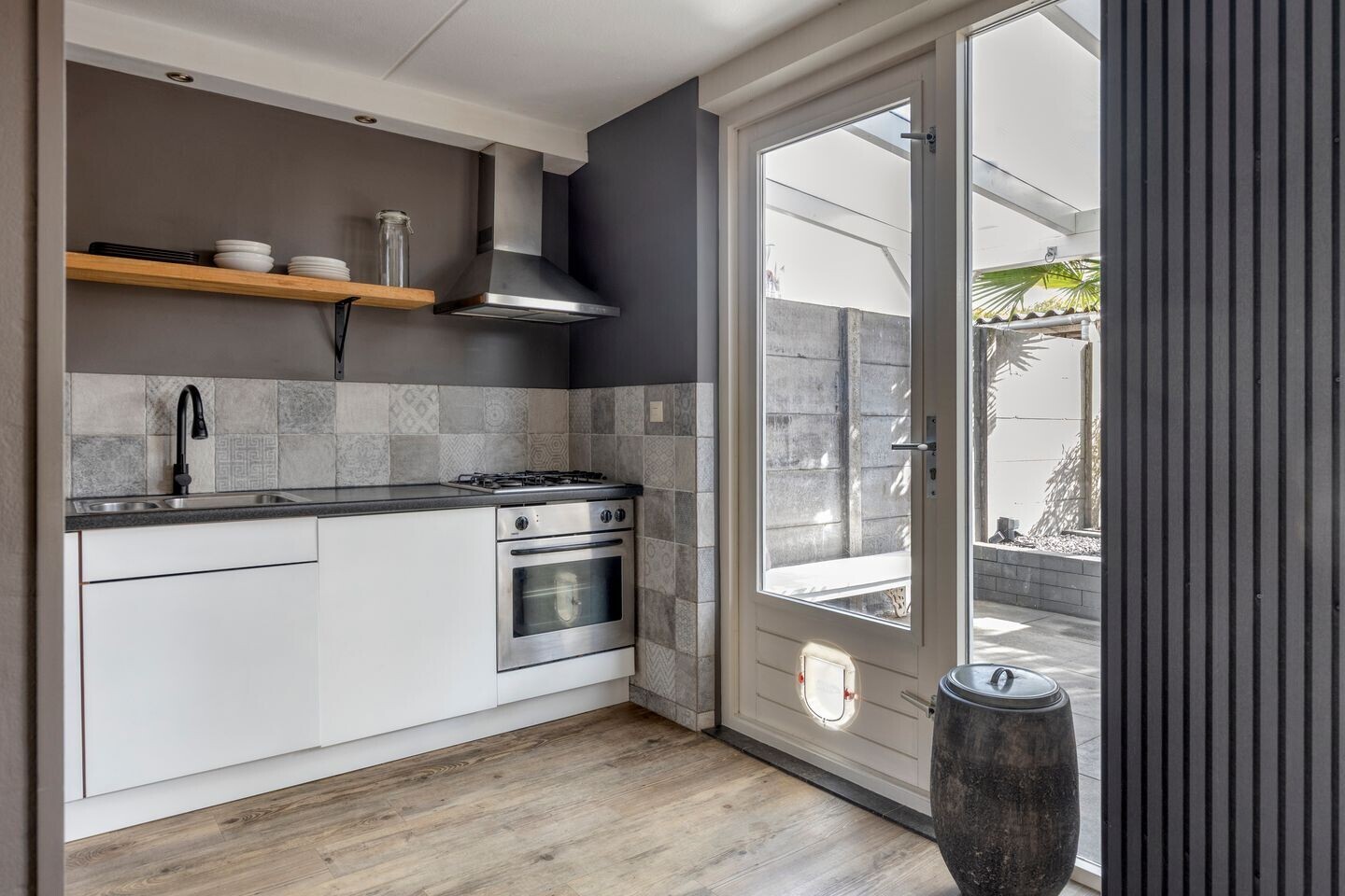 Tussenwoning te koop: Mastbos 76, Hoofddorp