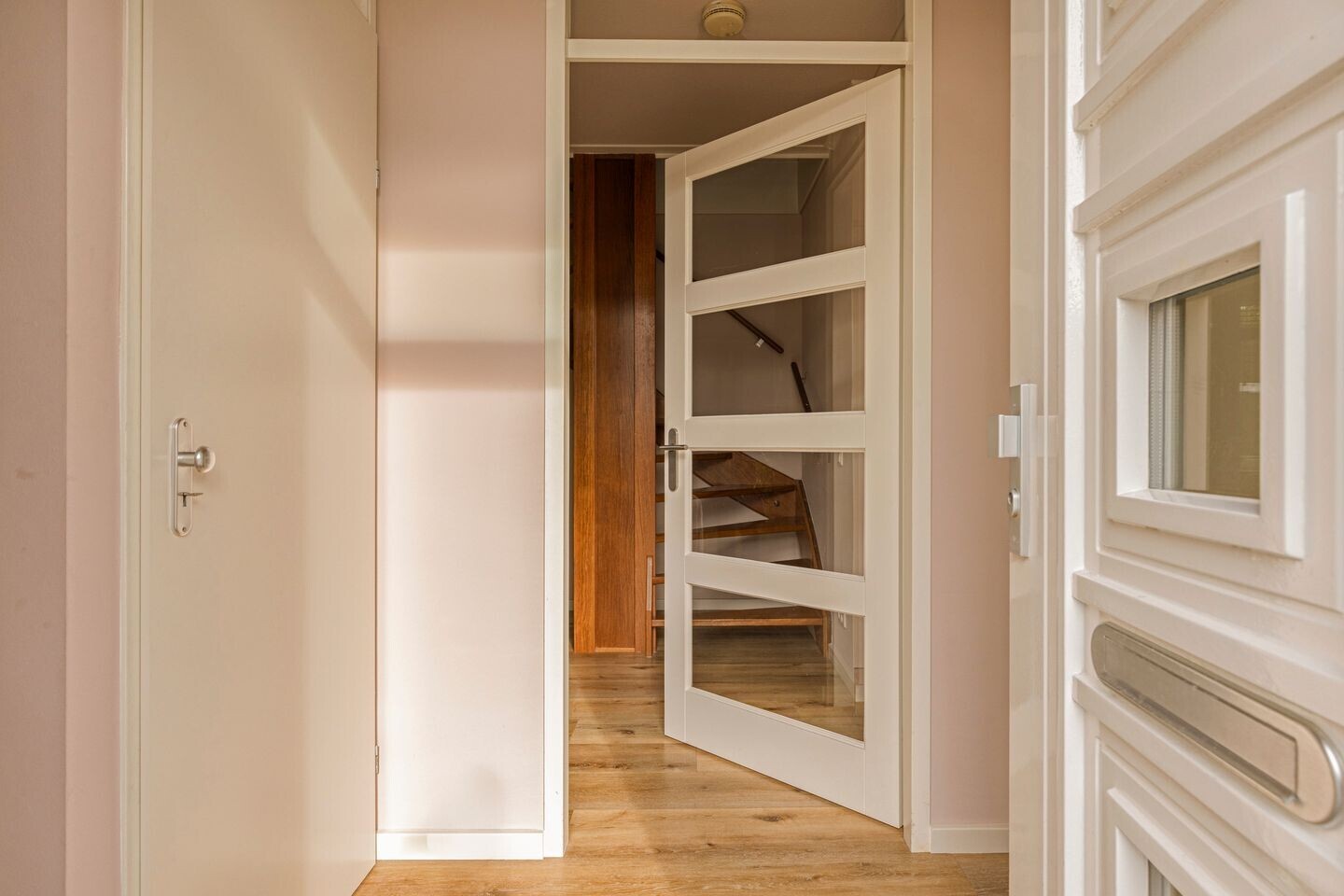 Tussenwoning te koop: Landlust 12, Hoofddorp