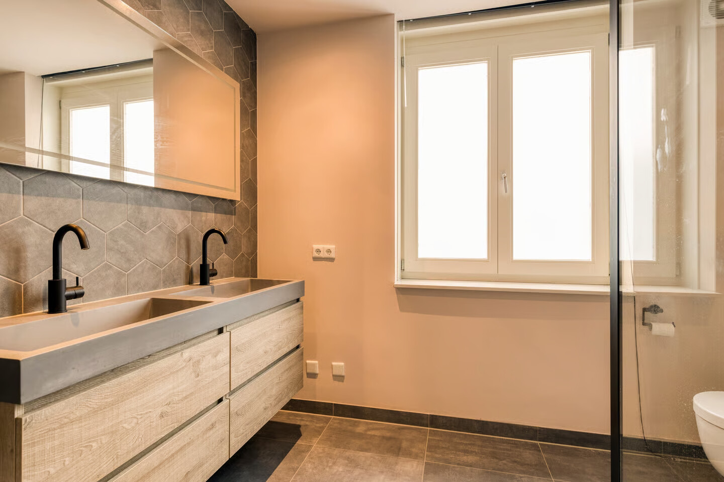 Tussenwoning te koop: Landlust 12, Hoofddorp