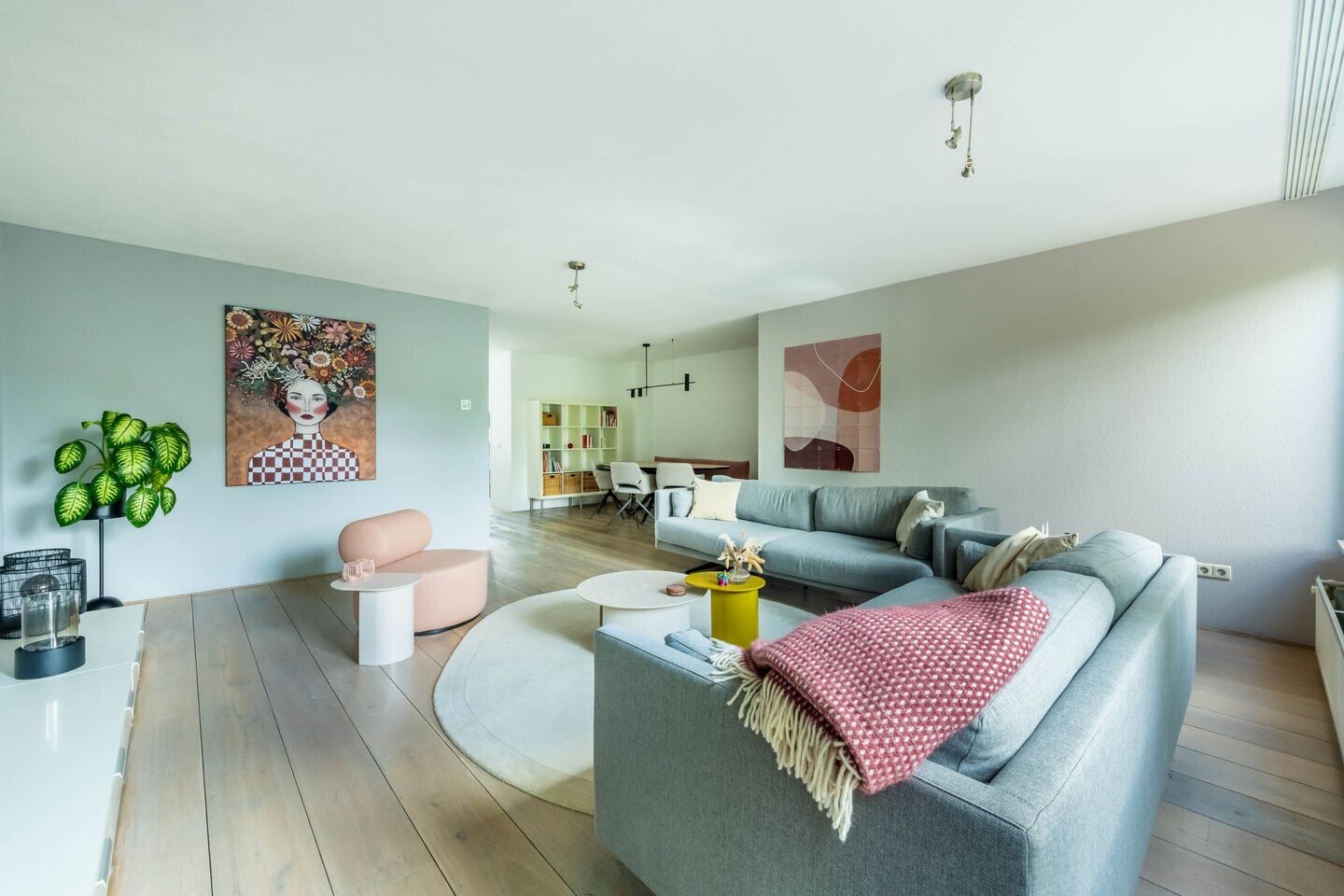 Tussenwoning te koop: Oosterschelde 11, Hoofddorp