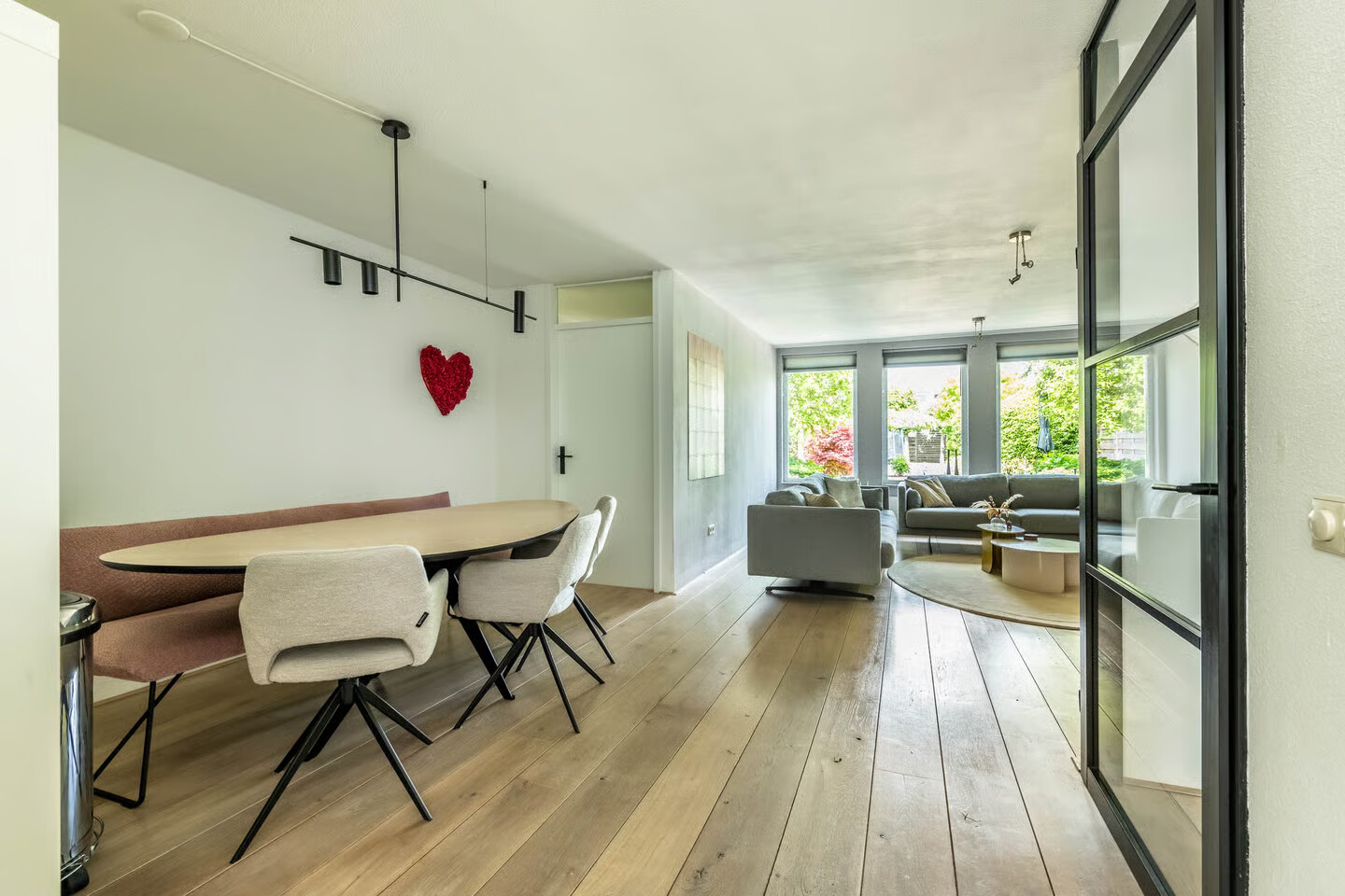 Tussenwoning te koop: Oosterschelde 11, Hoofddorp