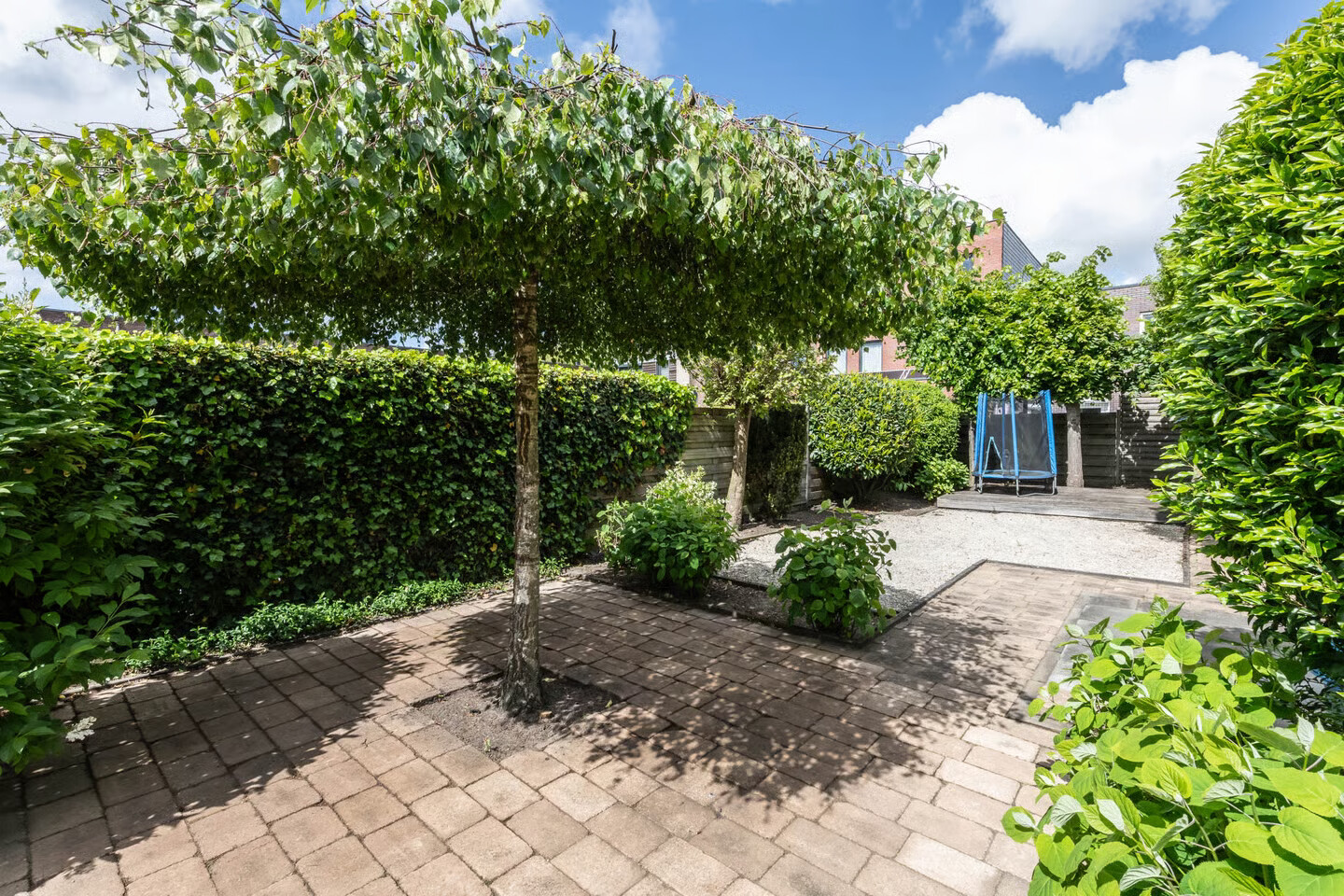 Tussenwoning te koop: Oosterschelde 11, Hoofddorp