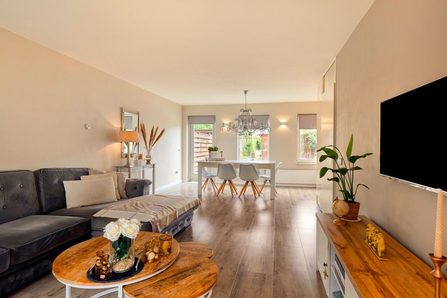 Tussenwoning te koop: Oosterschelde 3, Hoofddorp