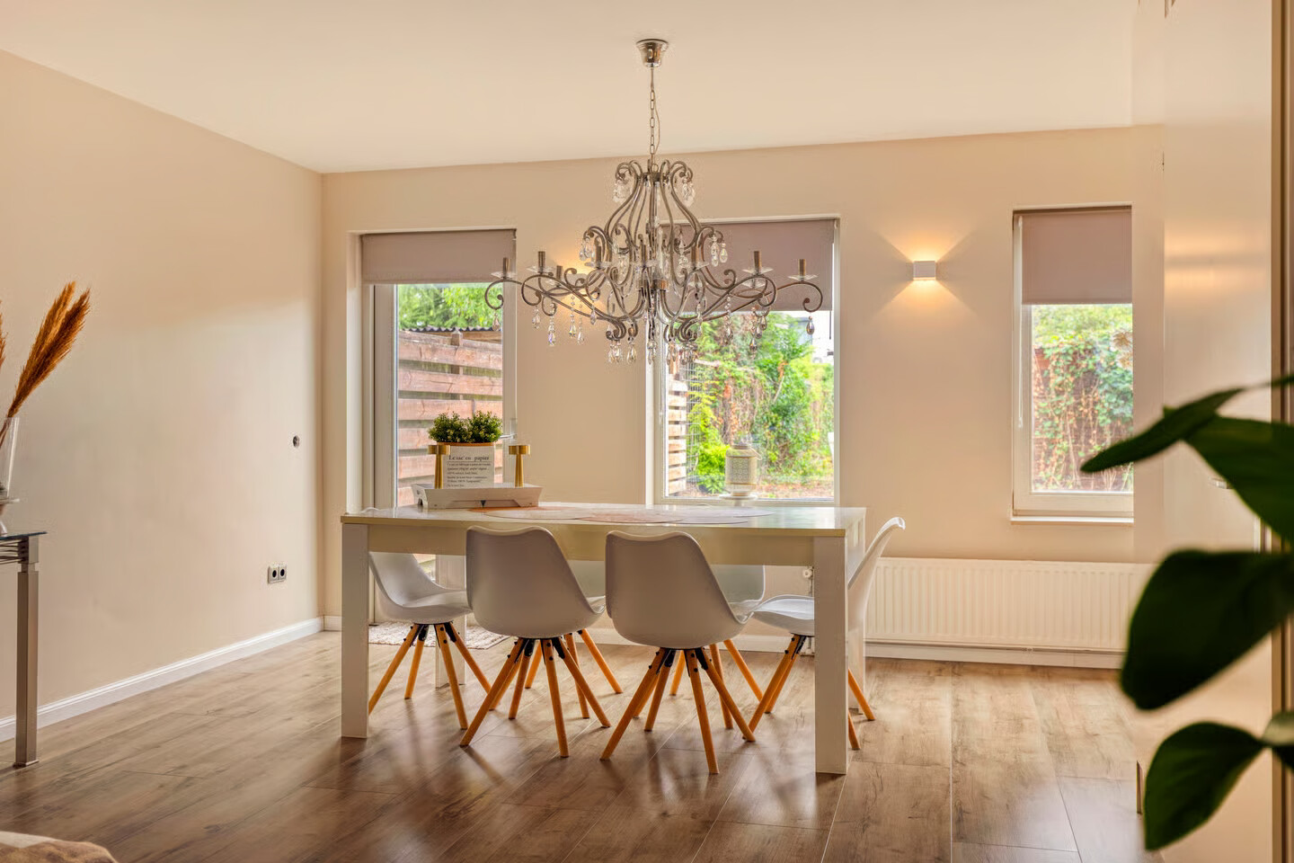 Tussenwoning te koop: Oosterschelde 3, Hoofddorp