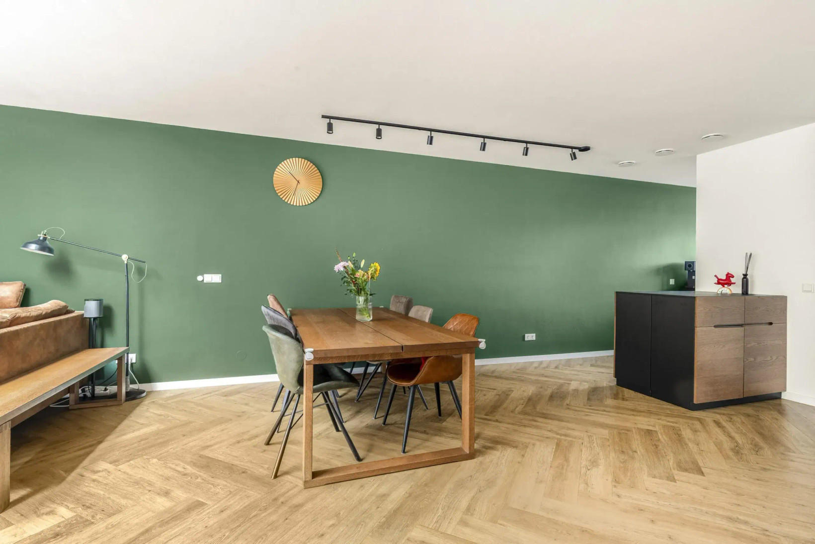 Tussenwoning te koop: Noorddijk 61, Hoofddorp