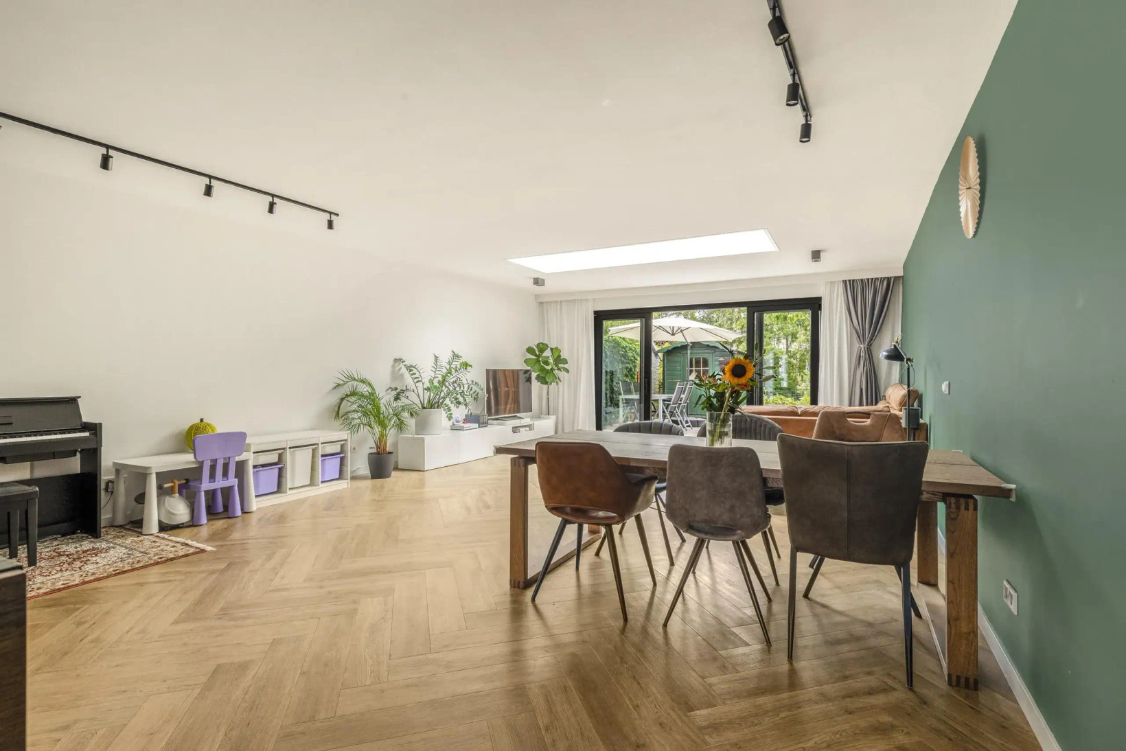 Tussenwoning te koop: Noorddijk 61, Hoofddorp