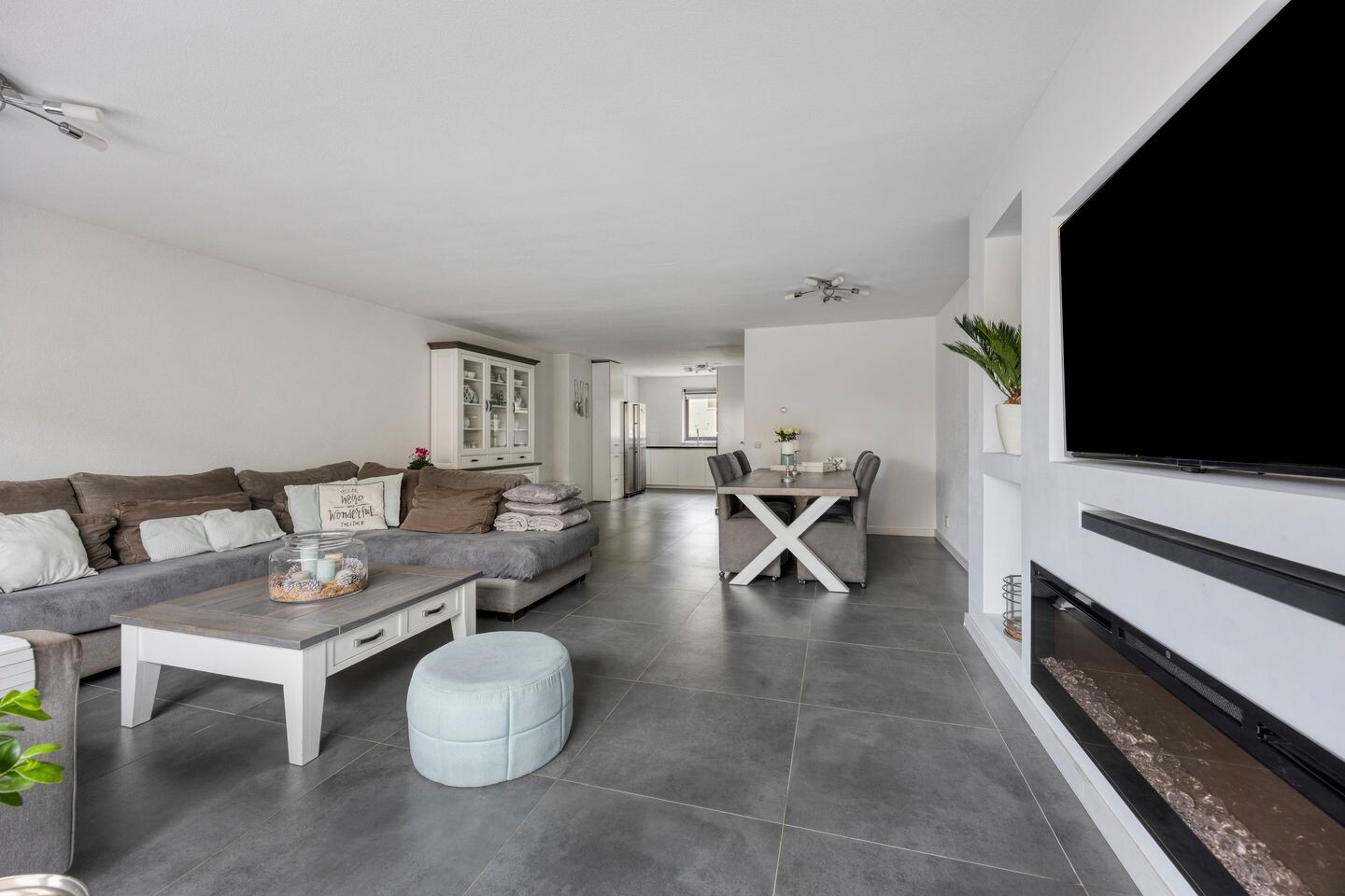Tussenwoning te koop: Het Oerd 85, Hoofddorp