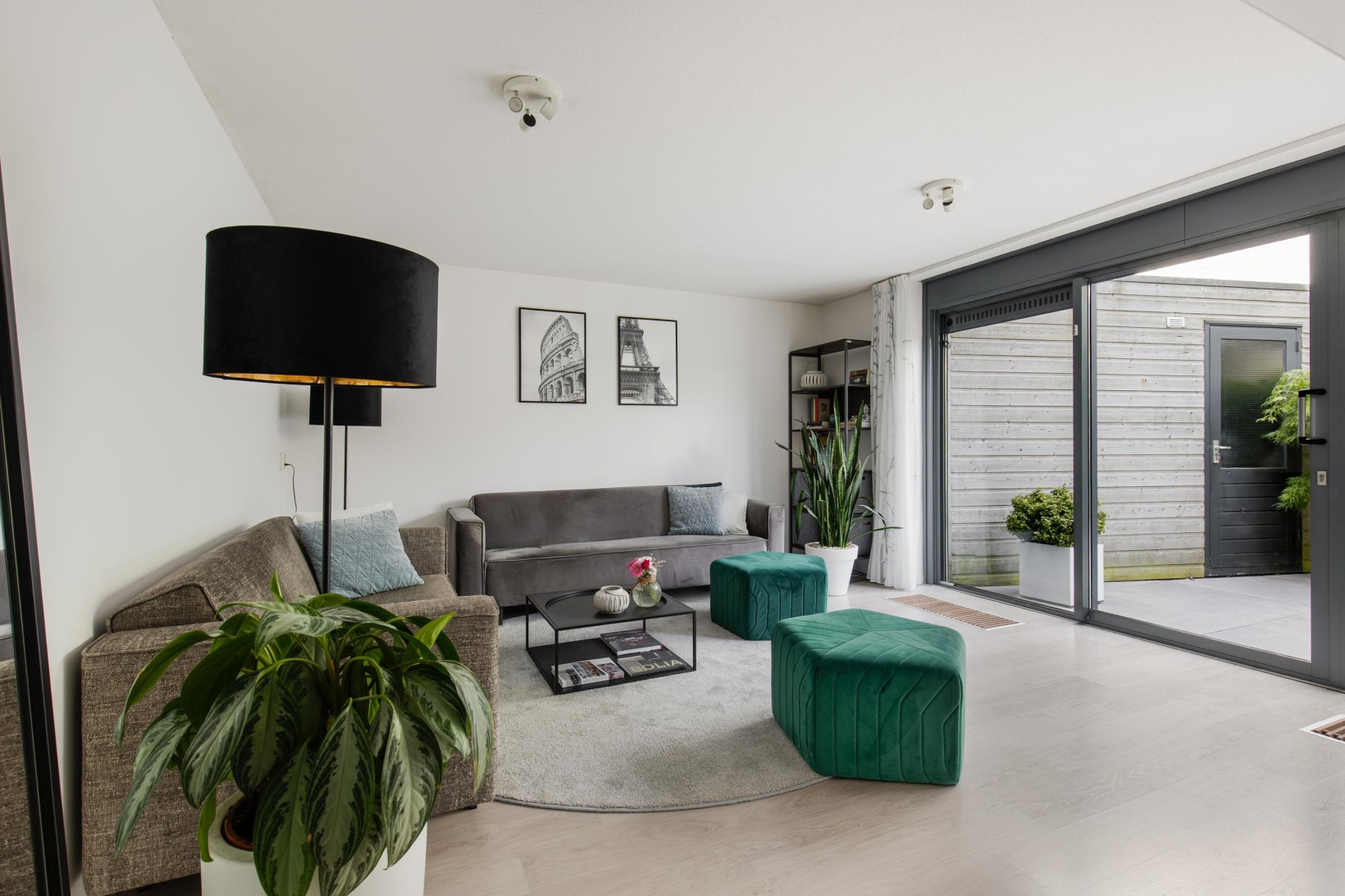 Hoekwoning te koop: Zuidertoren 11, Hoofddorp