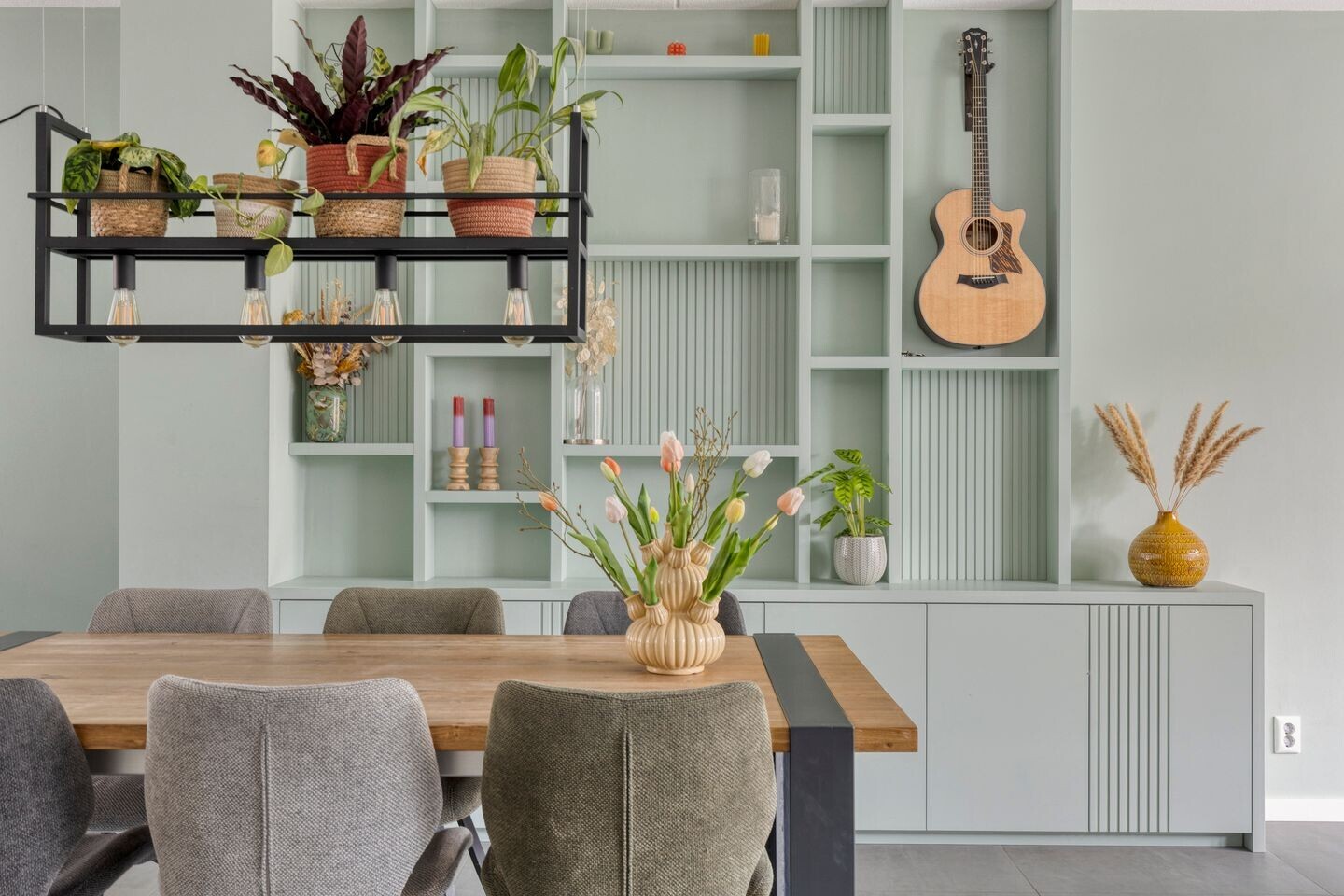 Tussenwoning te koop: Assumburg 35, Hoofddorp