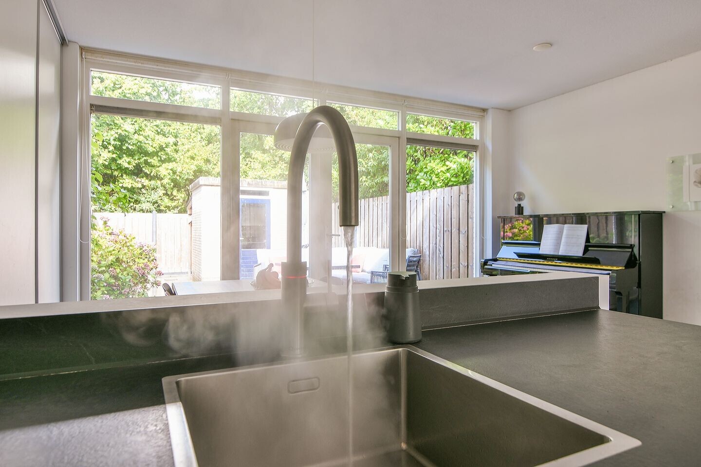 Hoekwoning te koop: Schuilenburg 68, Hoofddorp