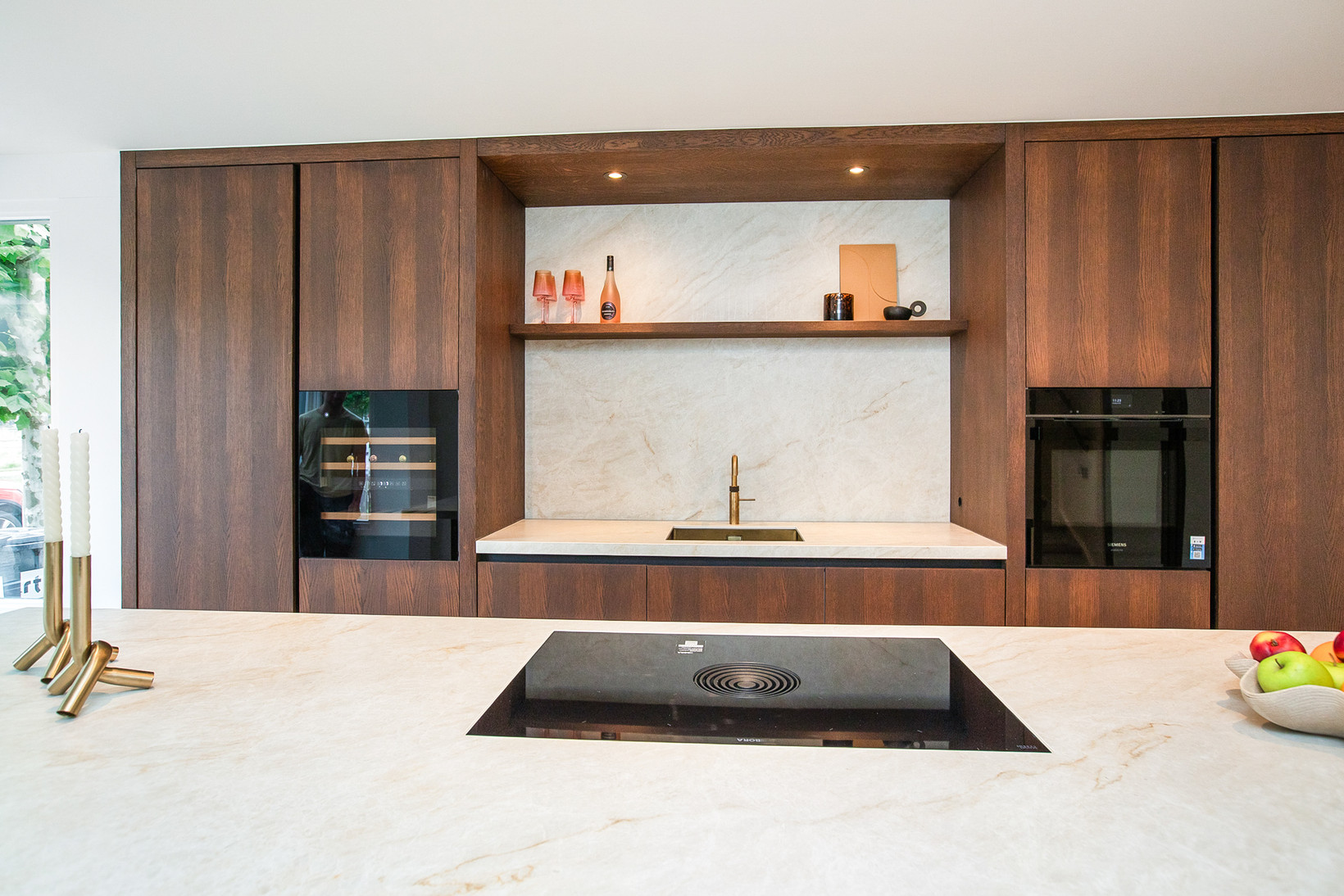 Tussenwoning te koop: Reina Prinsen Geerligsdreef 87, Hoofddorp