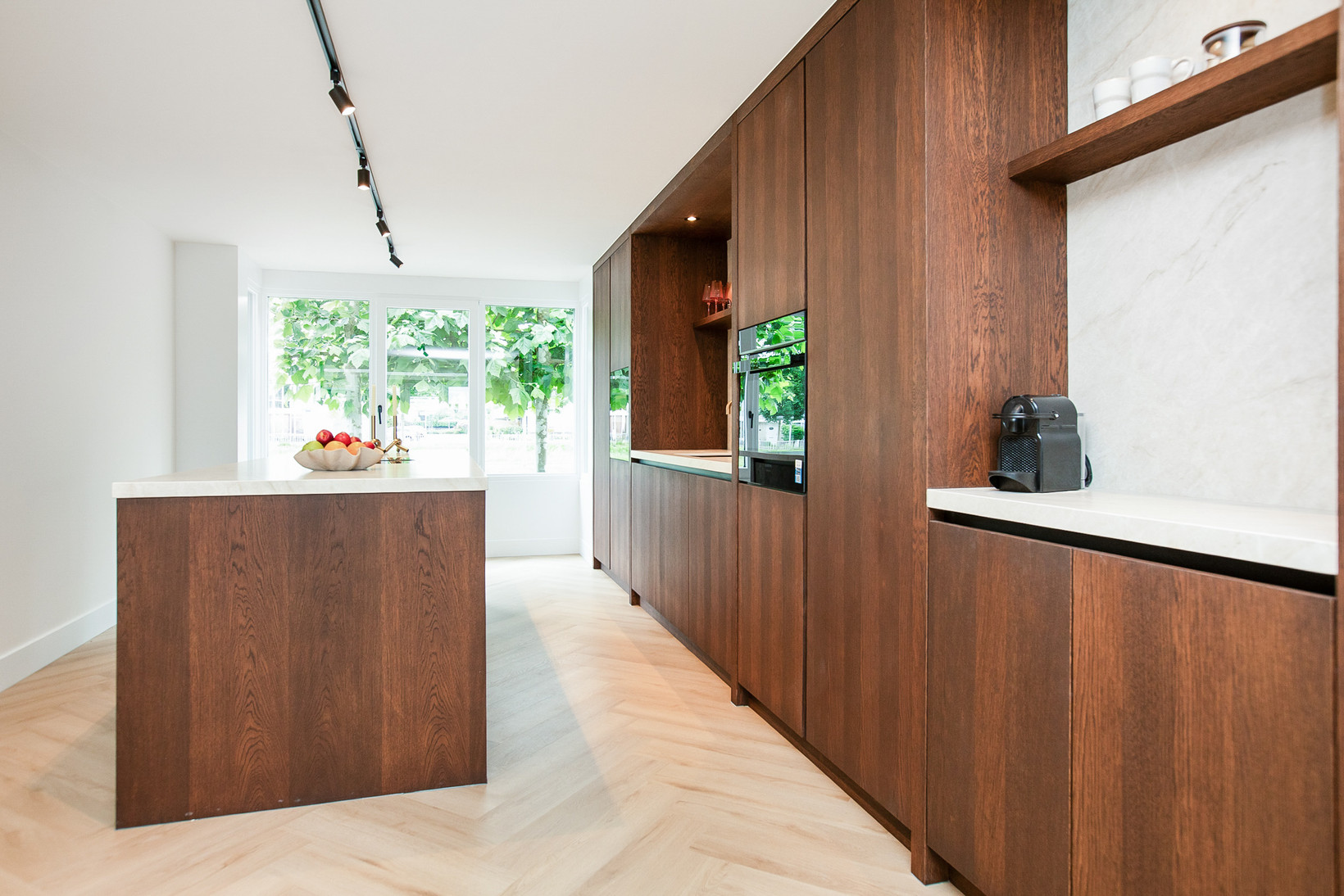 Tussenwoning te koop: Reina Prinsen Geerligsdreef 87, Hoofddorp