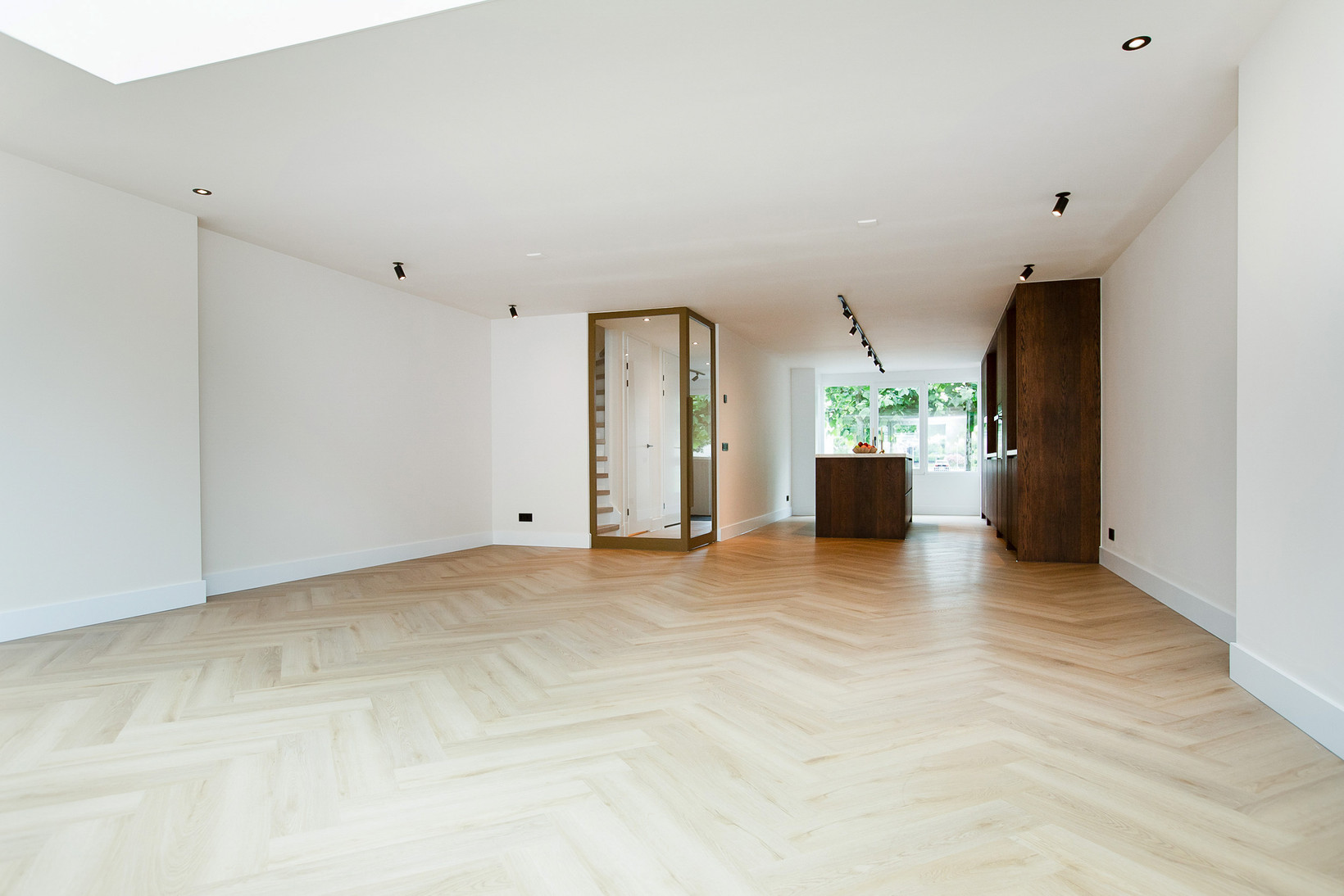 Tussenwoning te koop: Reina Prinsen Geerligsdreef 87, Hoofddorp