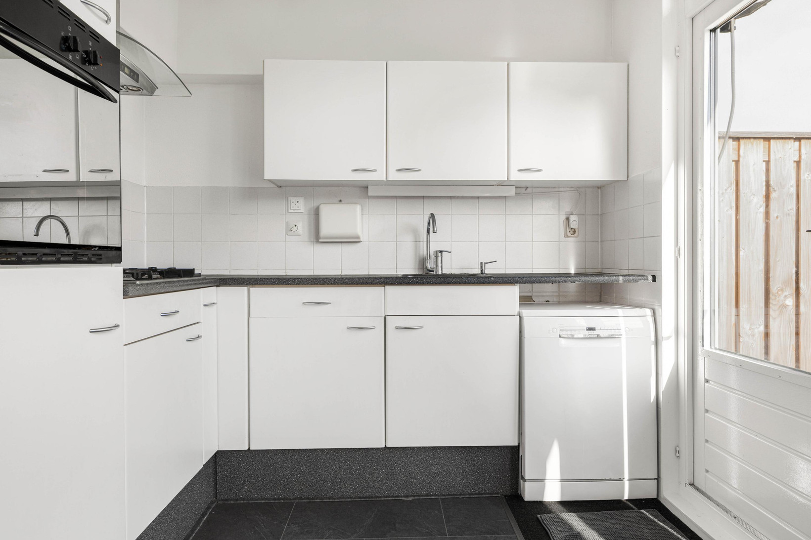 Tussenwoning te koop: Marga Klompésingel 34, Hoofddorp