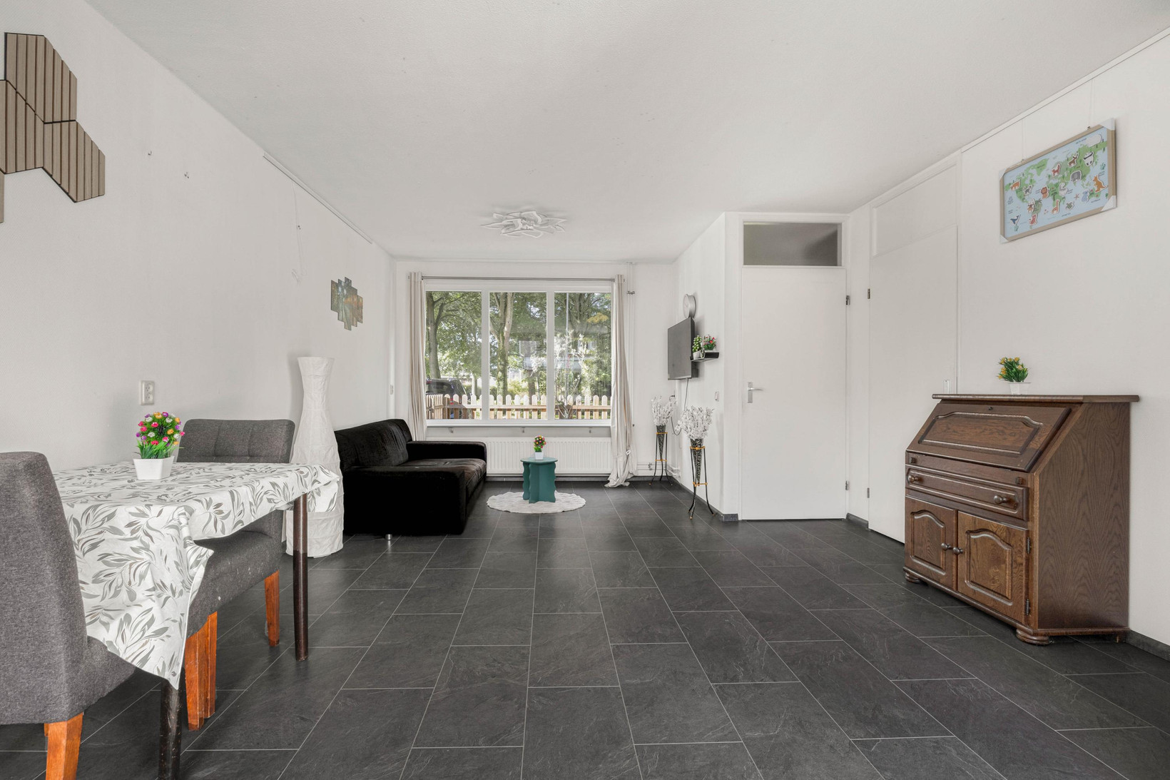 Tussenwoning te koop: Marga Klompésingel 34, Hoofddorp