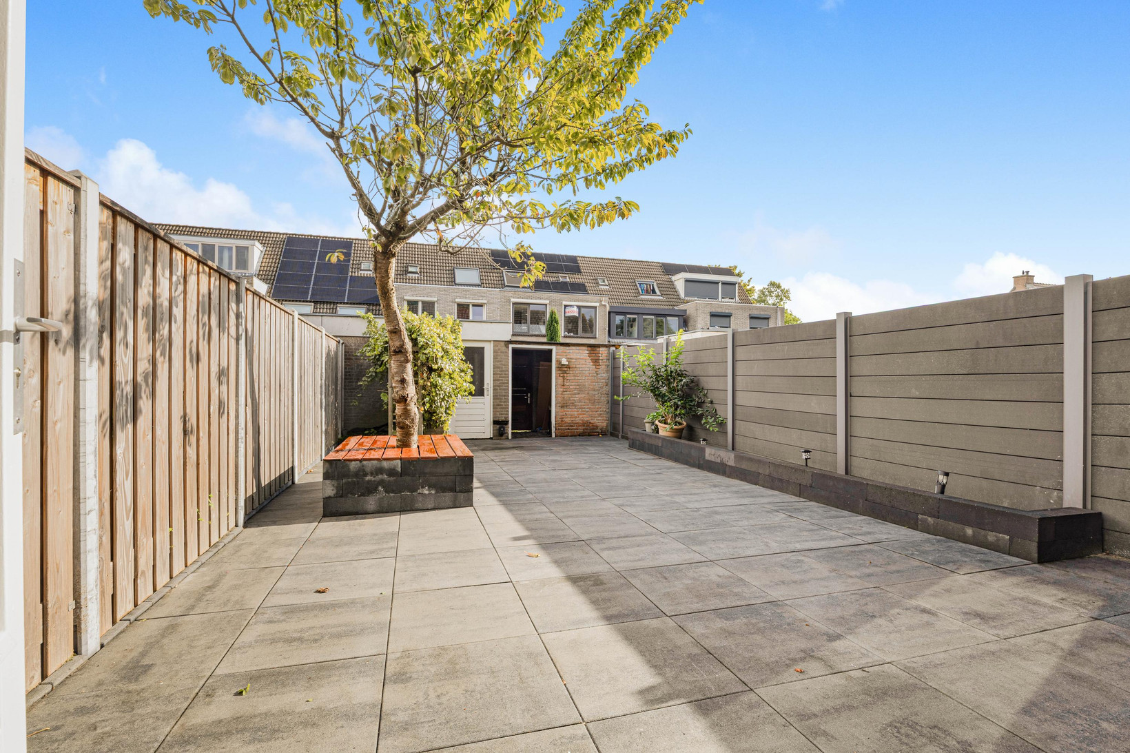 Tussenwoning te koop: Marga Klompésingel 34, Hoofddorp