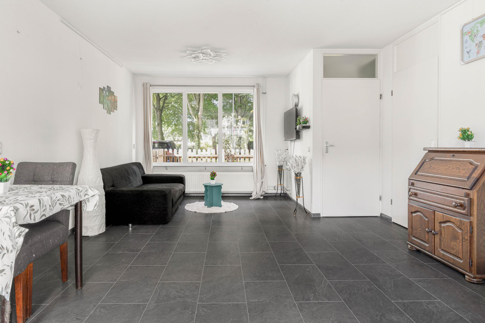 Tussenwoning te koop: Marga Klompésingel 34, Hoofddorp