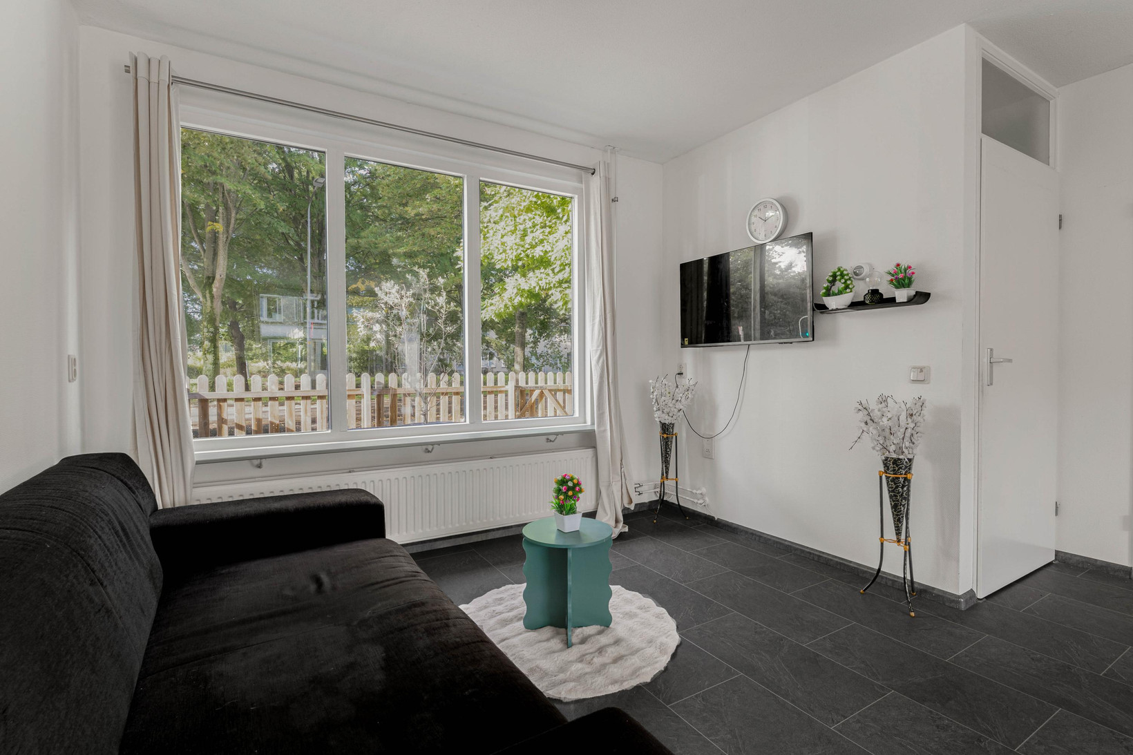Tussenwoning te koop: Marga Klompésingel 34, Hoofddorp
