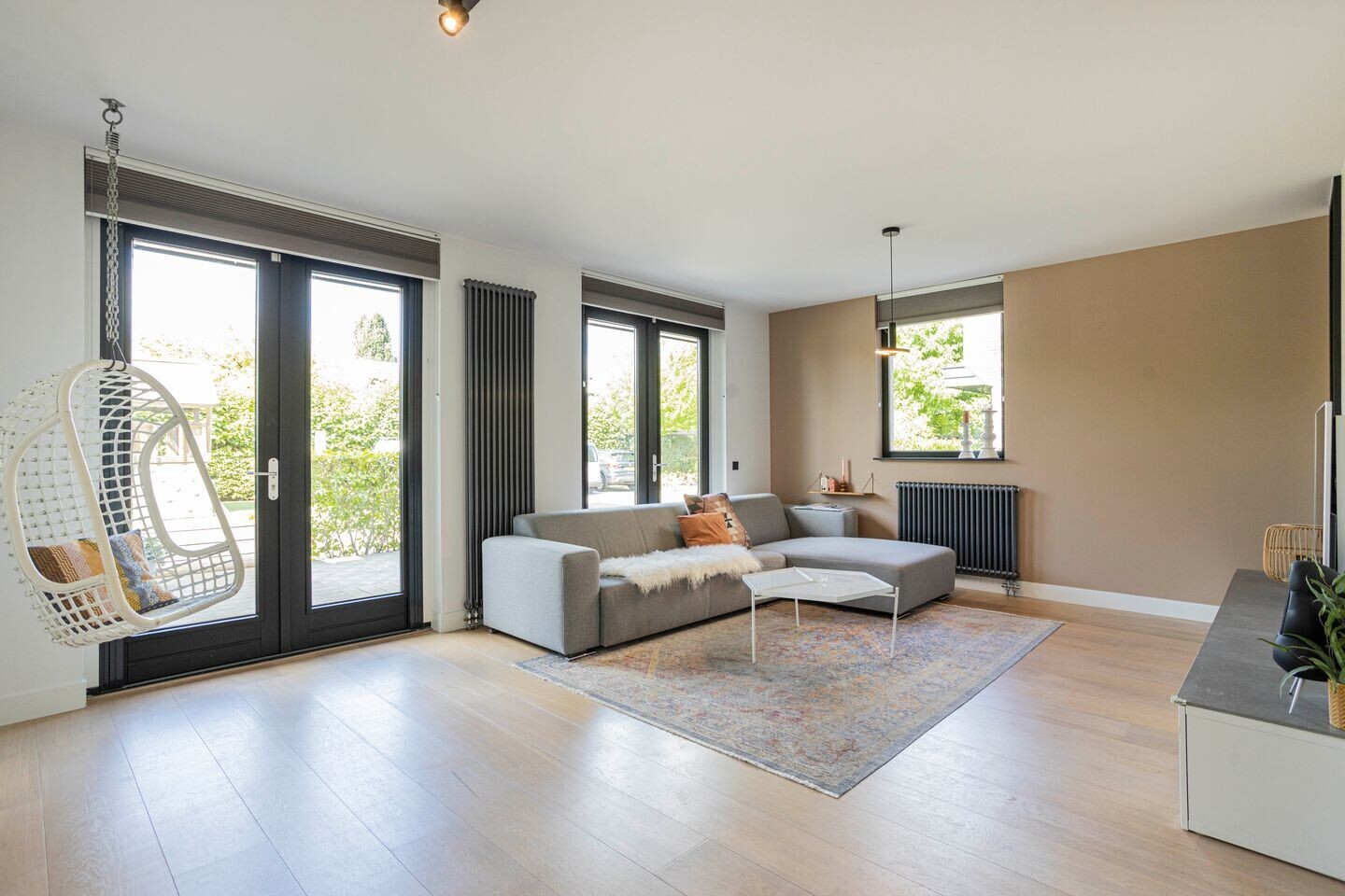 Twee-onder-één-kap te koop: Elisa van Calcarstraat 36C, Hoofddorp