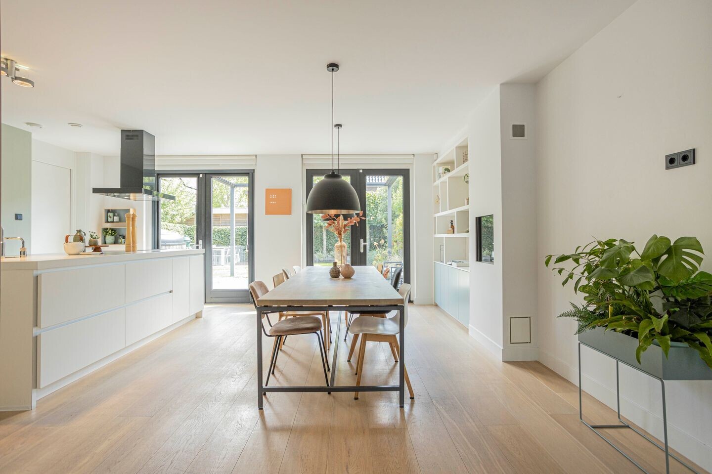 Twee-onder-één-kap te koop: Elisa van Calcarstraat 36C, Hoofddorp