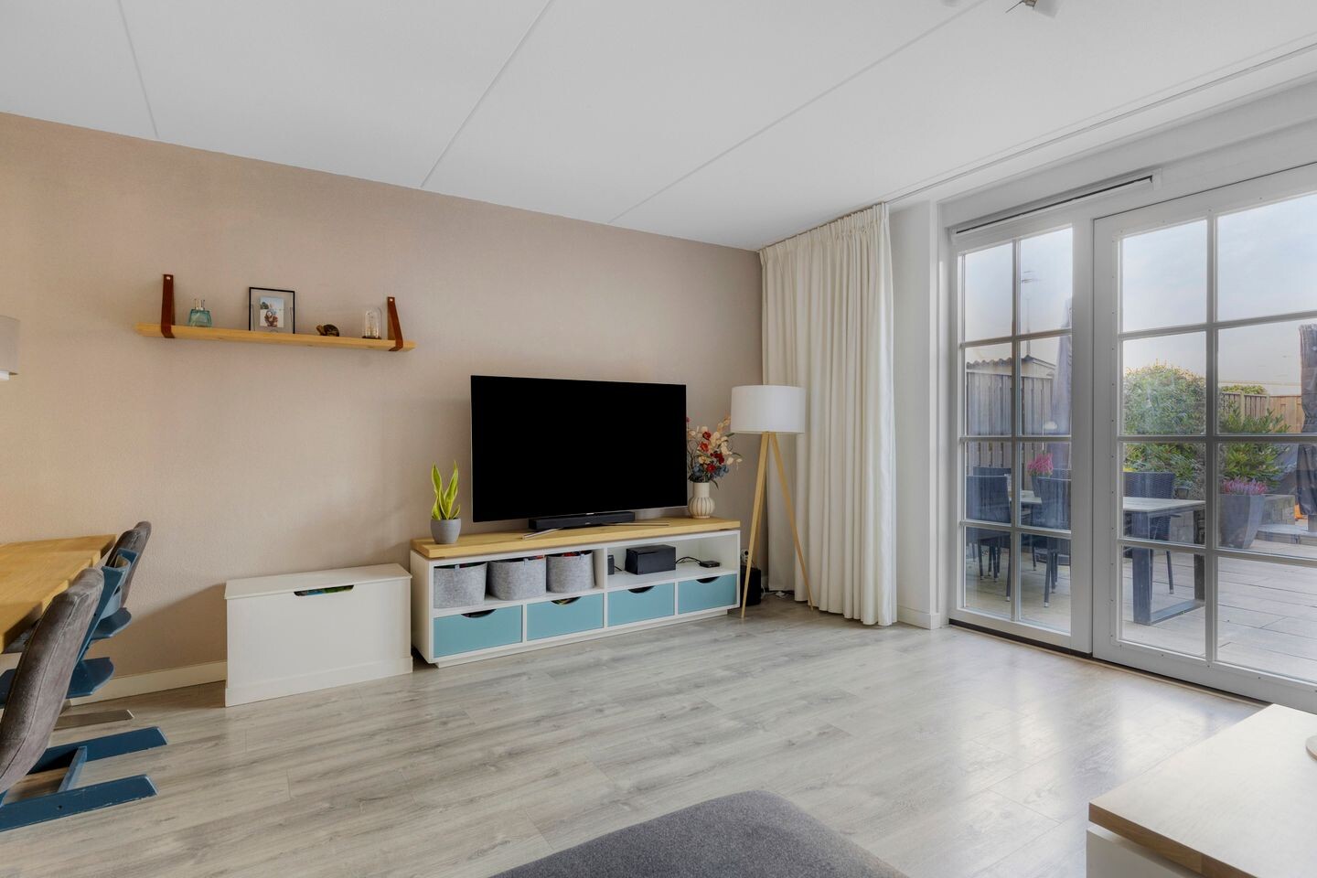 Tussenwoning te koop: Anna van Kleeflaan 13, Hoofddorp