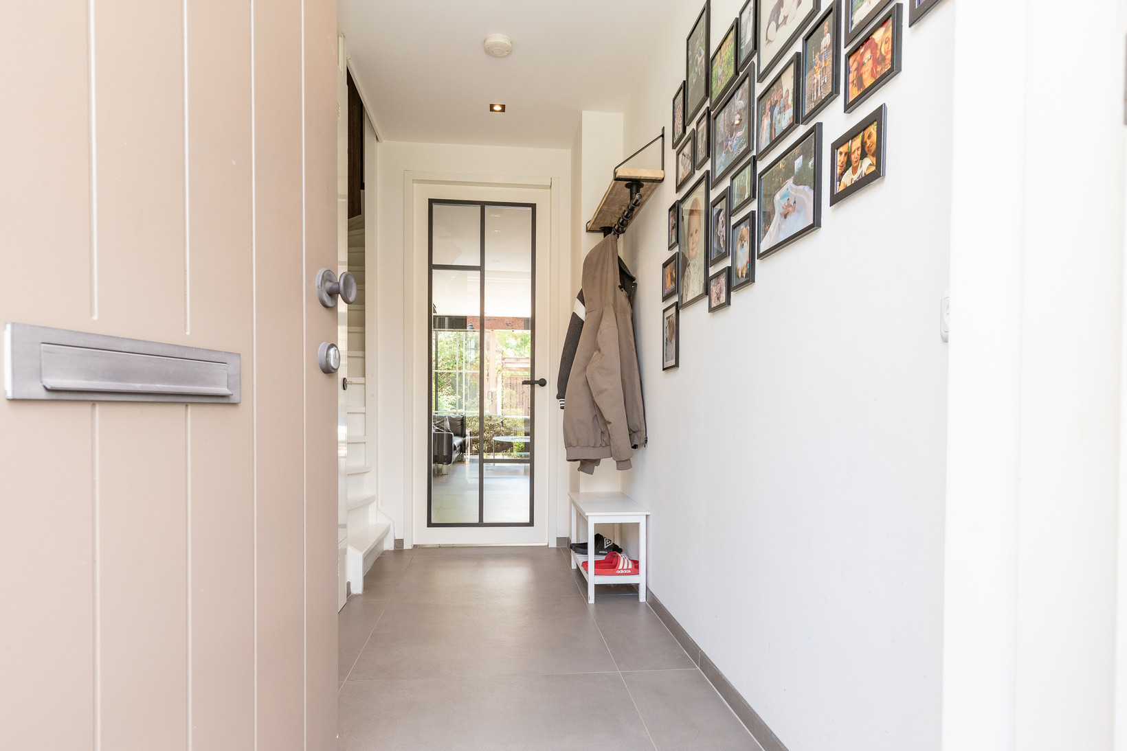 Tussenwoning te koop: Thomas Morelaan 98, Hoofddorp