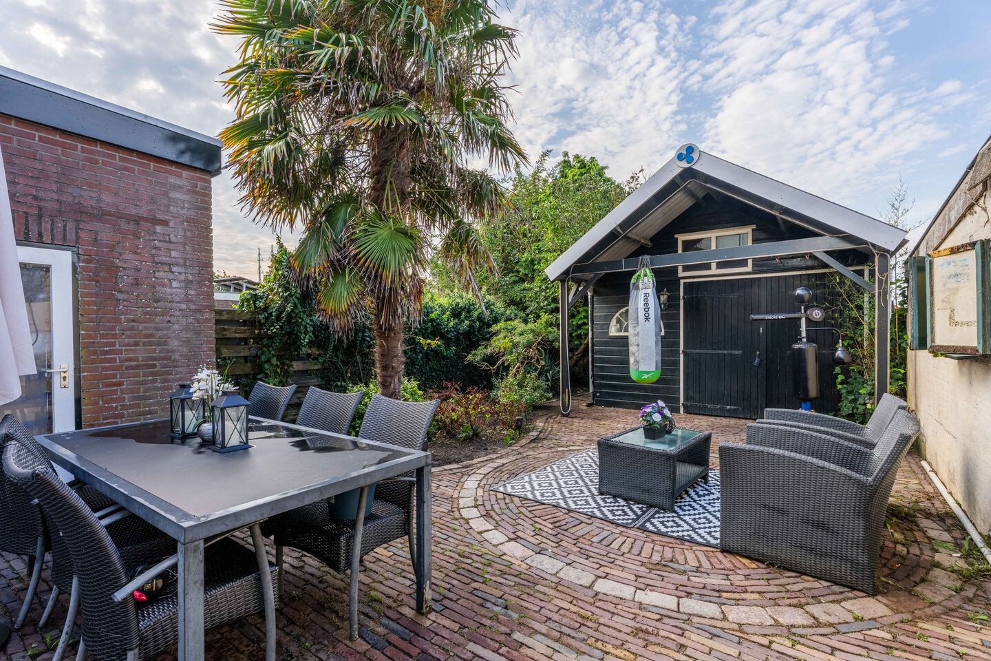 Twee-onder-één-kap te koop: Venneperweg 482, Beinsdorp