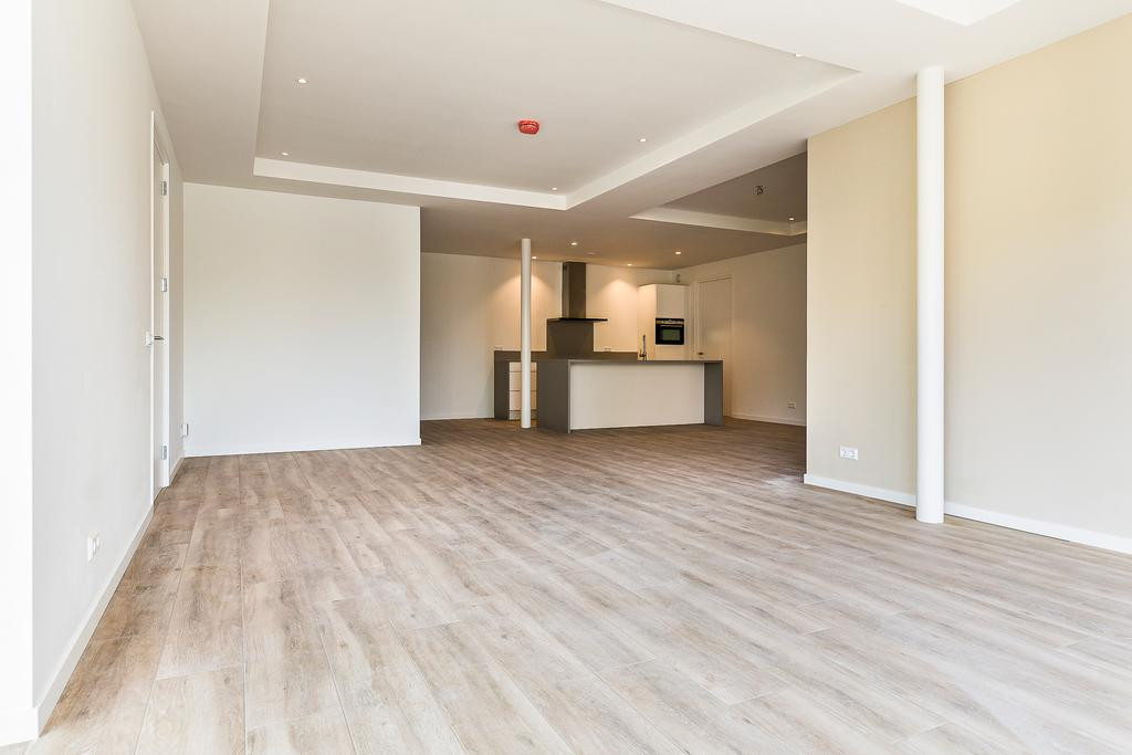 Tussenwoning te huur: Dokter Van Haeringenplantsoen 10, Nieuw-Vennep