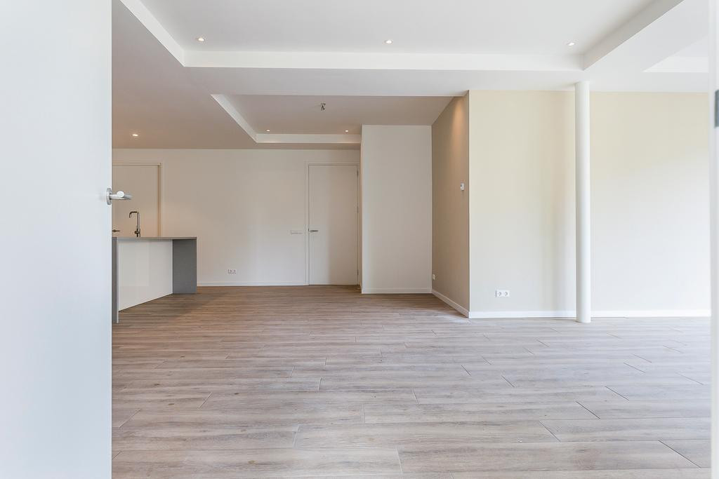 Tussenwoning te huur: Dokter Van Haeringenplantsoen 10, Nieuw-Vennep