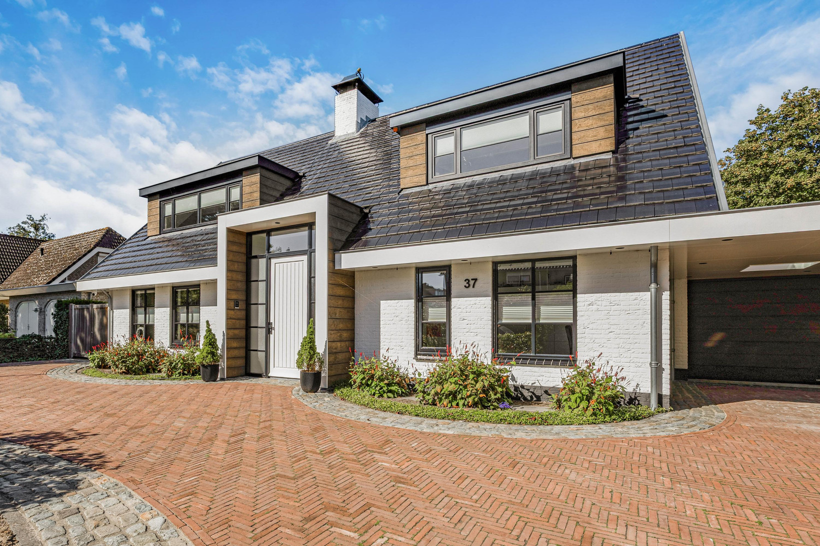 Vrijstaande woning te koop: Sportveldweg 37, Nieuw-Vennep