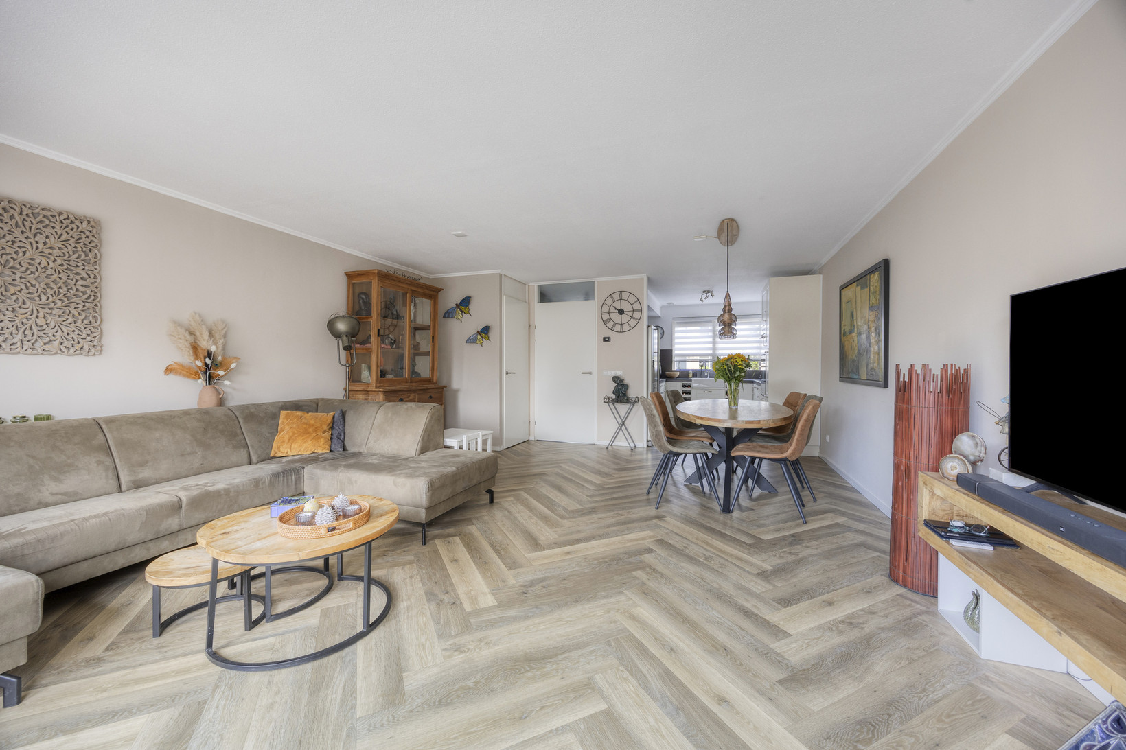 Tussenwoning te koop: Bachlaan 54, Nieuw-Vennep