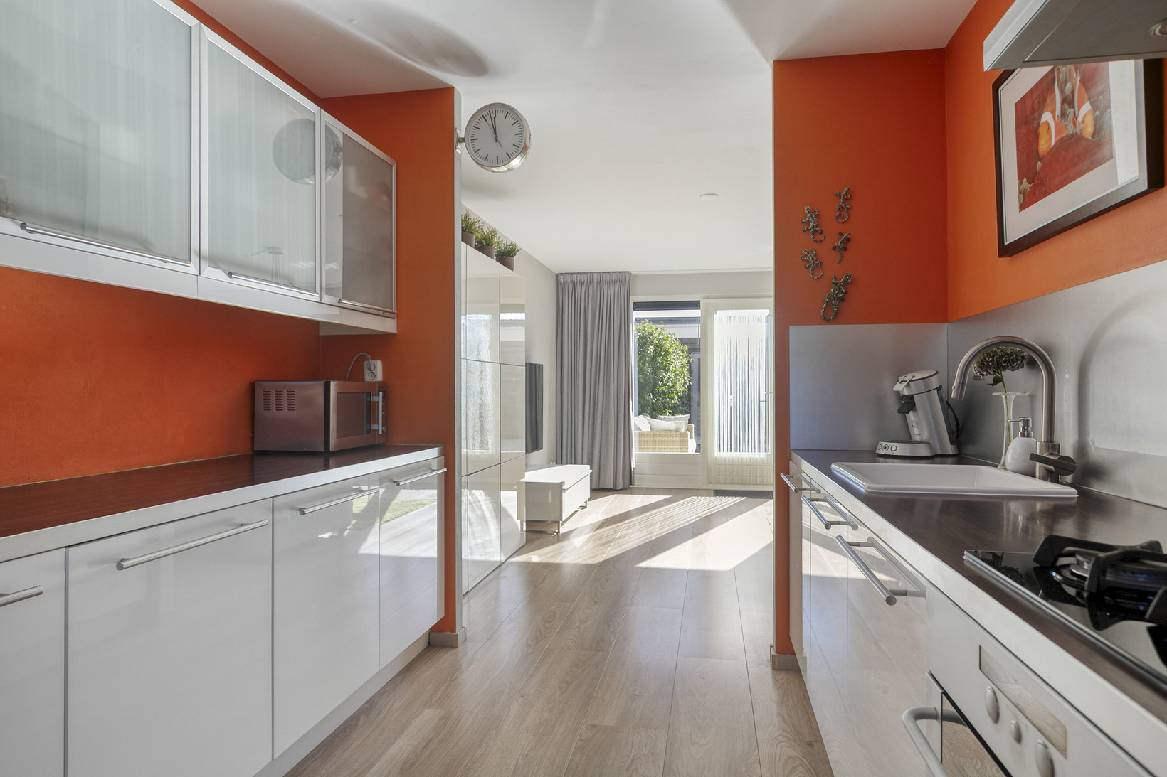 Tussenwoning te koop: Paganiniplantsoen 47, Nieuw-Vennep