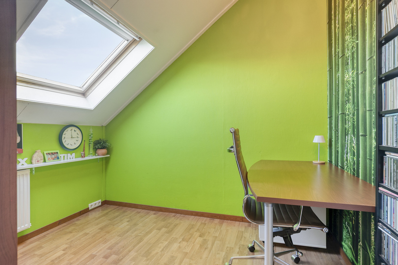 Tussenwoning te koop: Paganiniplantsoen 47, Nieuw-Vennep